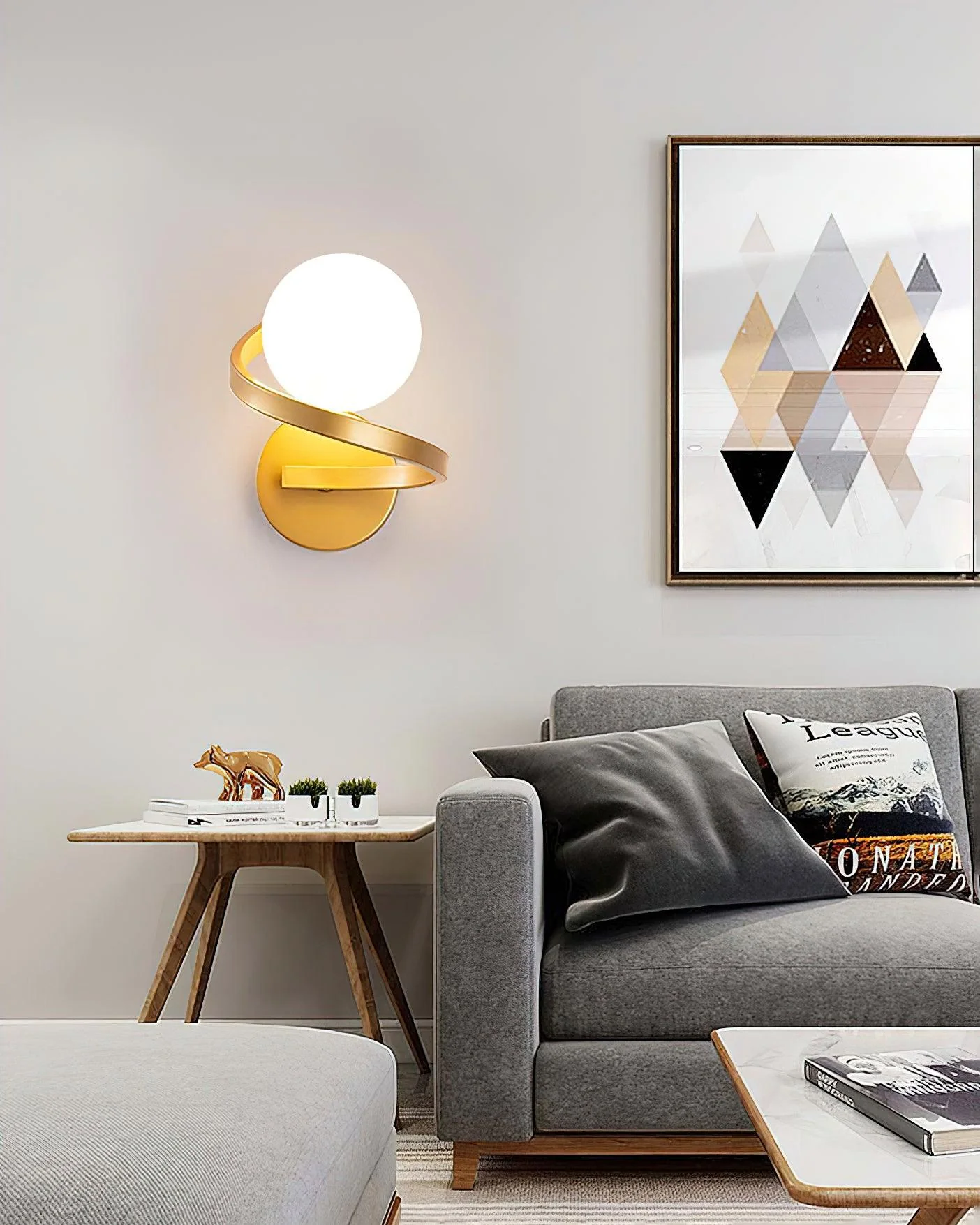 Abner Curved Modern Minimalist Brass Glass Wall Lamp - Image 3