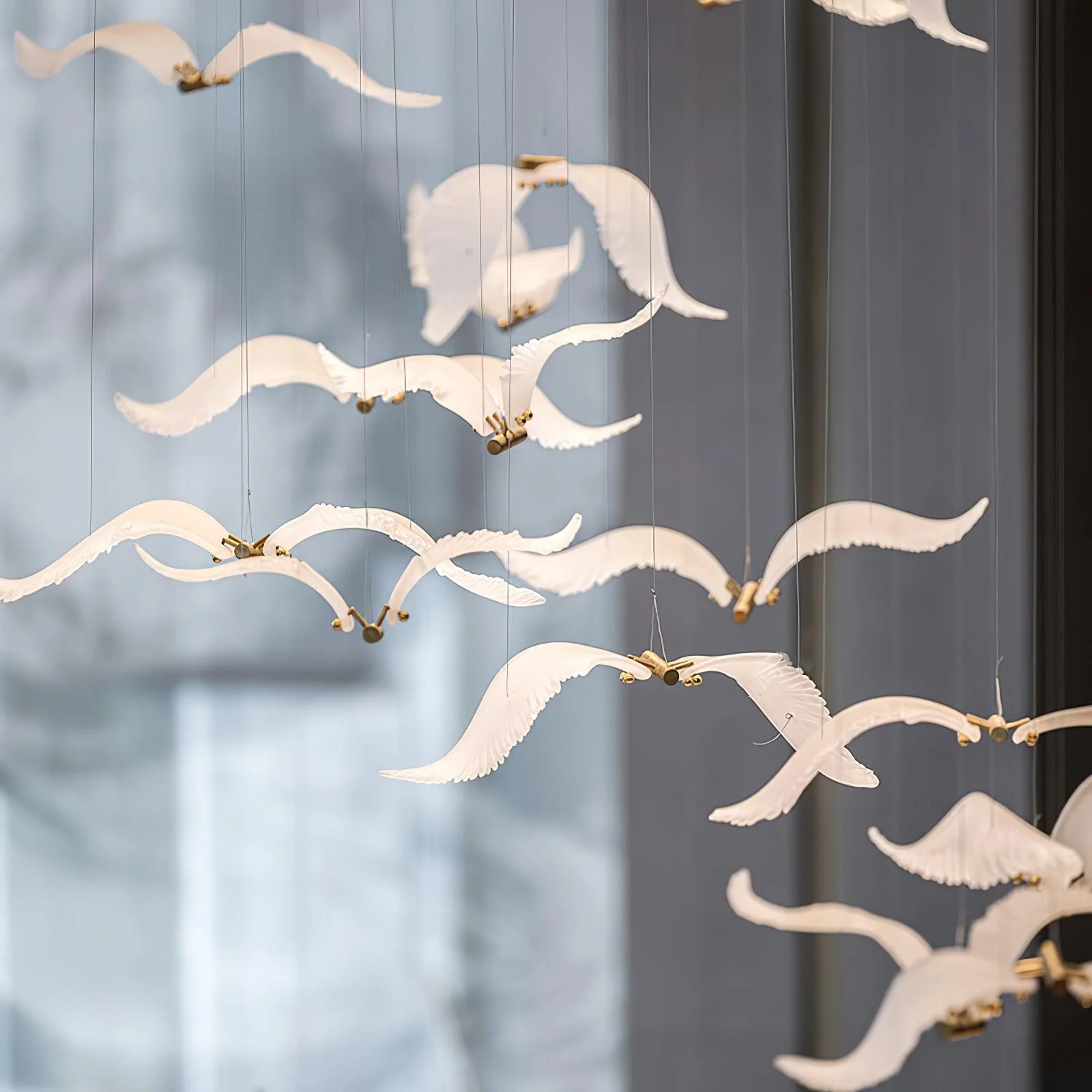 Acariel Luxury Large Seagull Glass Chandelier - Image 28