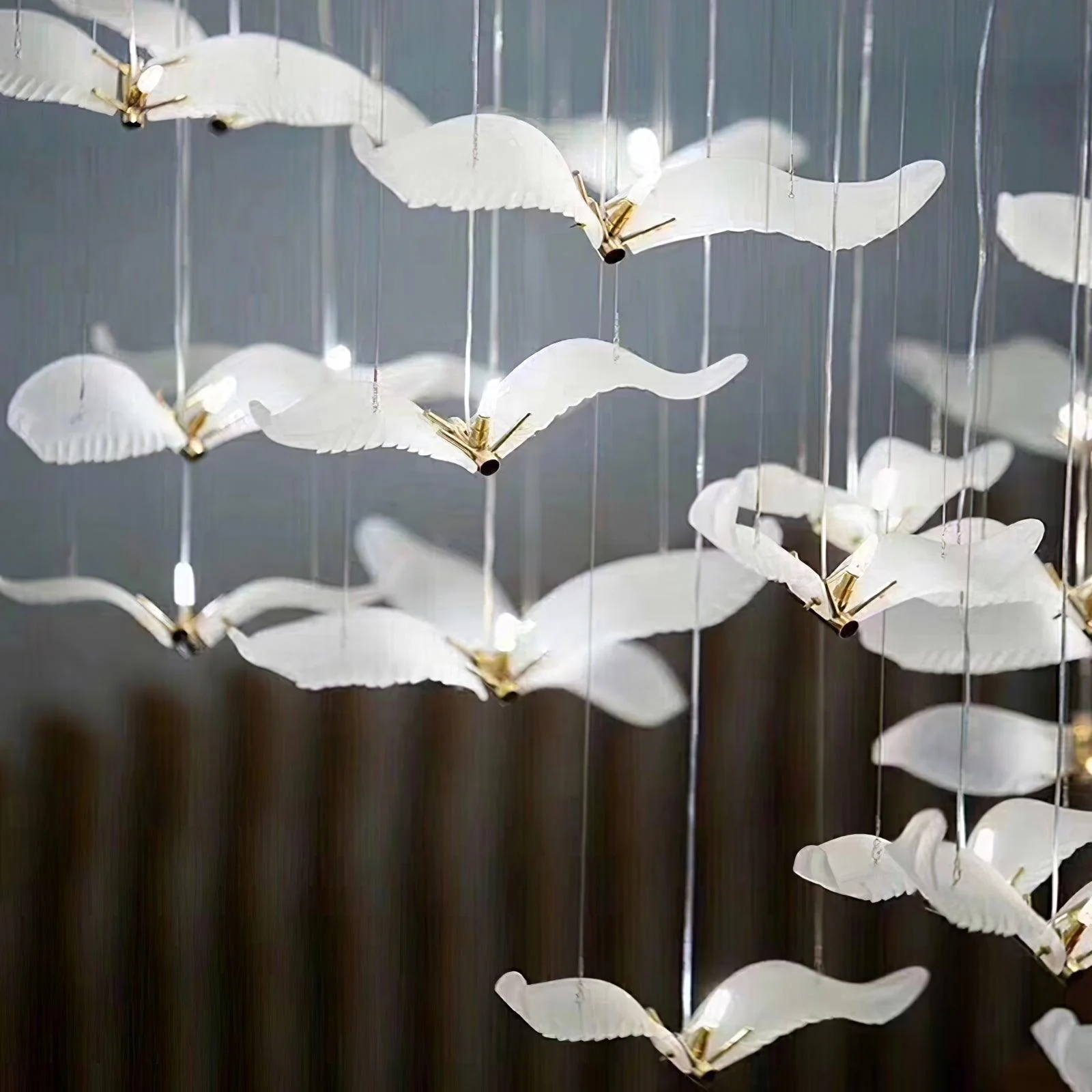 Acariel Luxury Large Seagull Glass Chandelier - Image 40