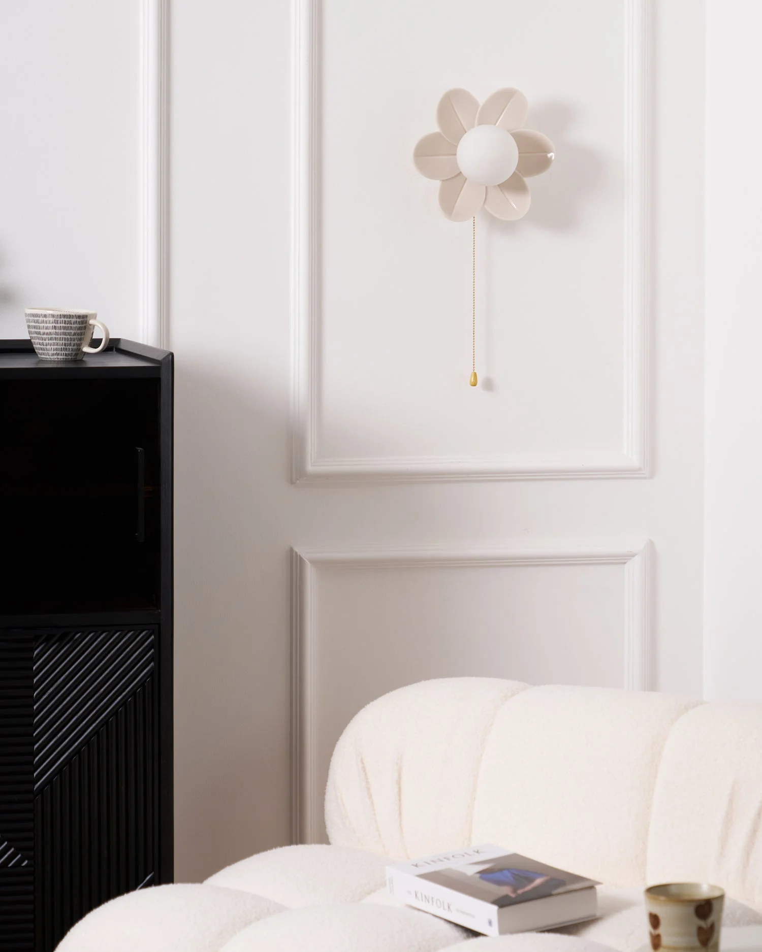 Acroma Nordic Art Flowers Resin Wall Lamp - Image 25