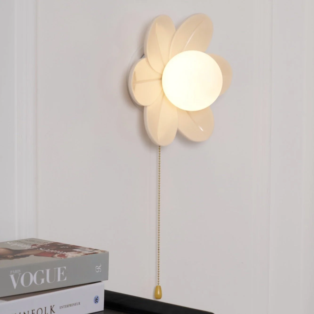 Acroma Nordic Art Flowers Resin Wall Lamp - Image 33