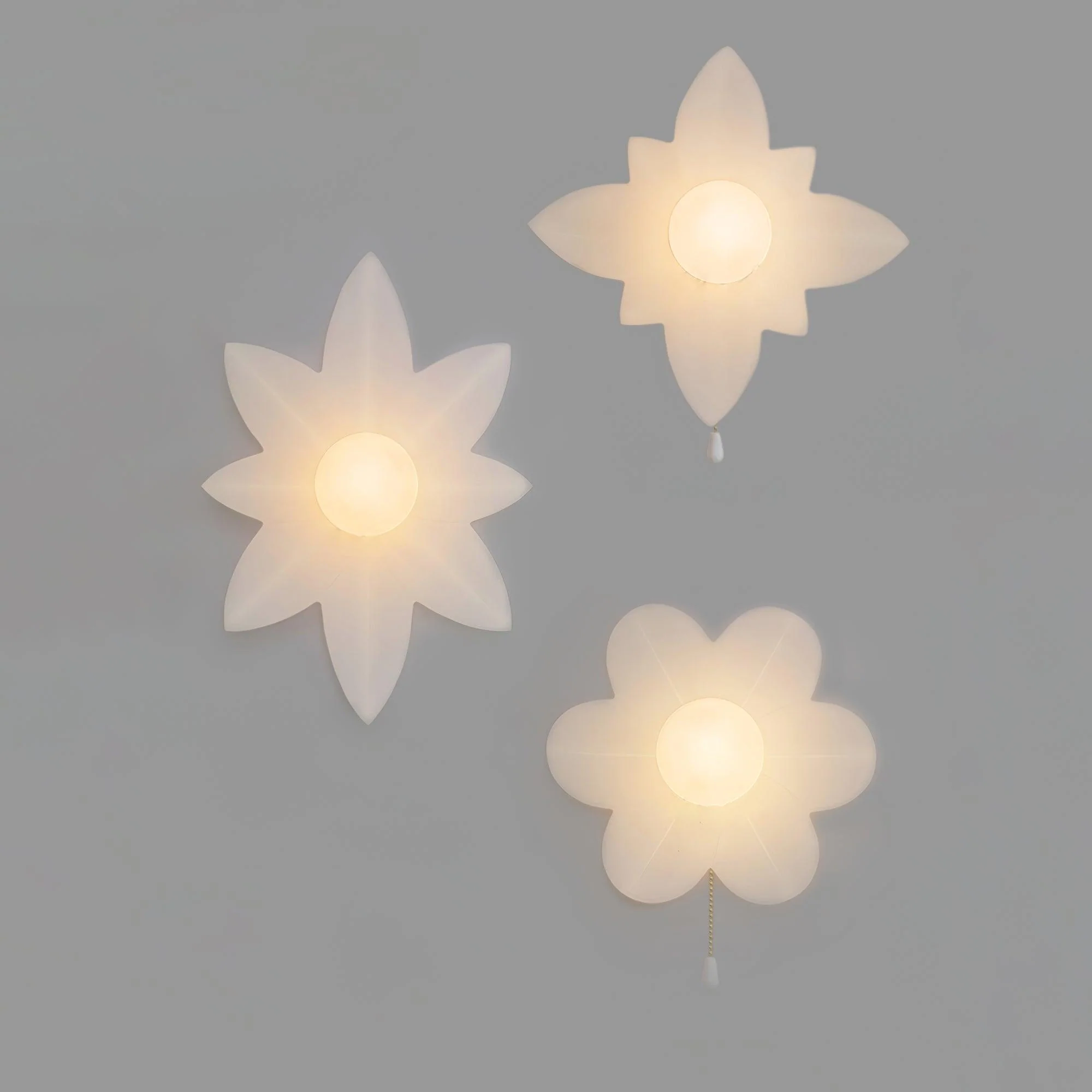 Acroma Nordic Art Flowers Resin Wall Lamp - Image 7