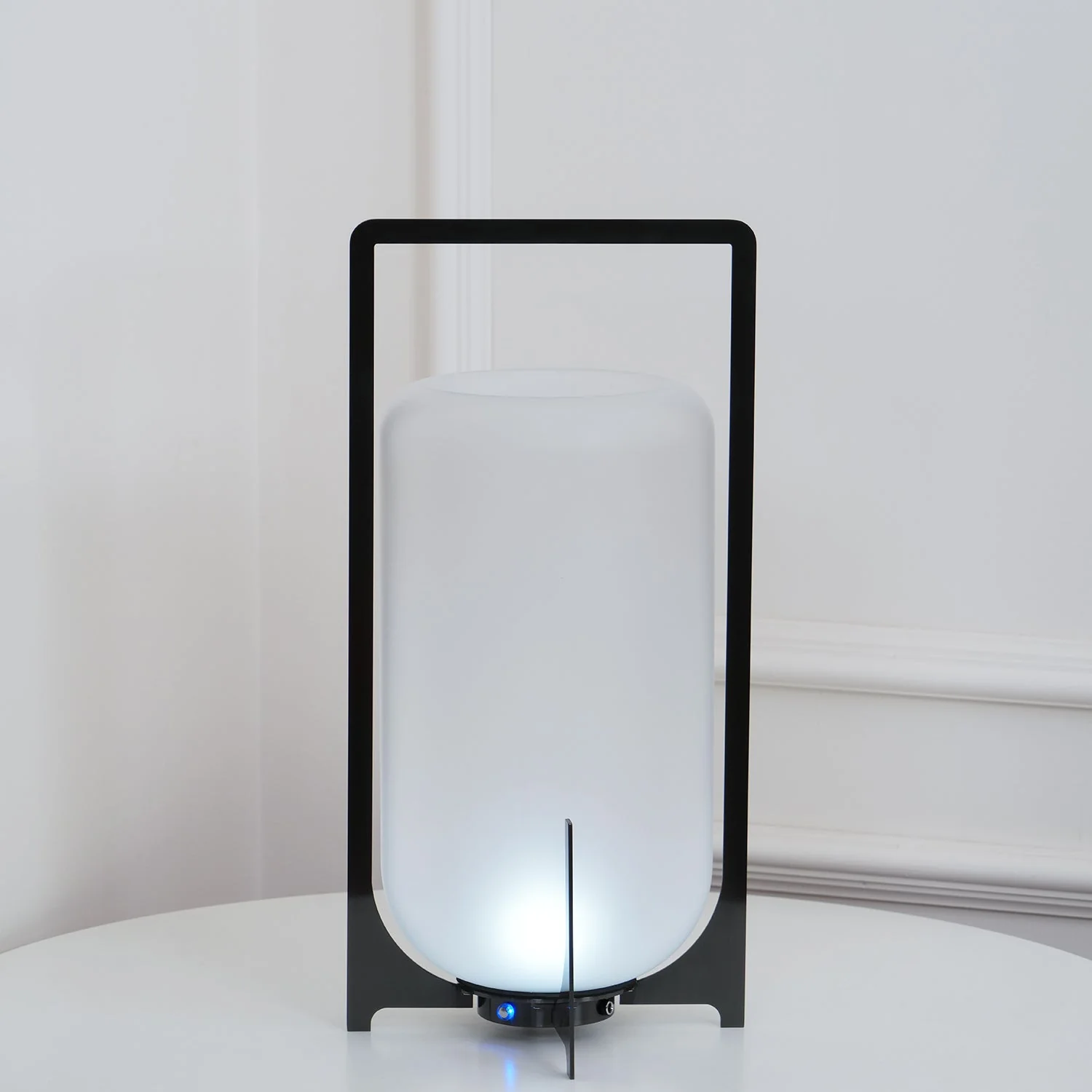 Adeline Minimalist Plastic Outdoor Light - Image 22