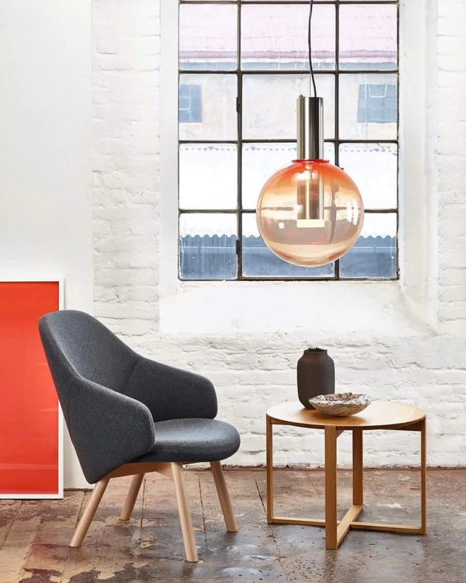 Aeris Minimalist Glass Pendant Lamp - Image 25