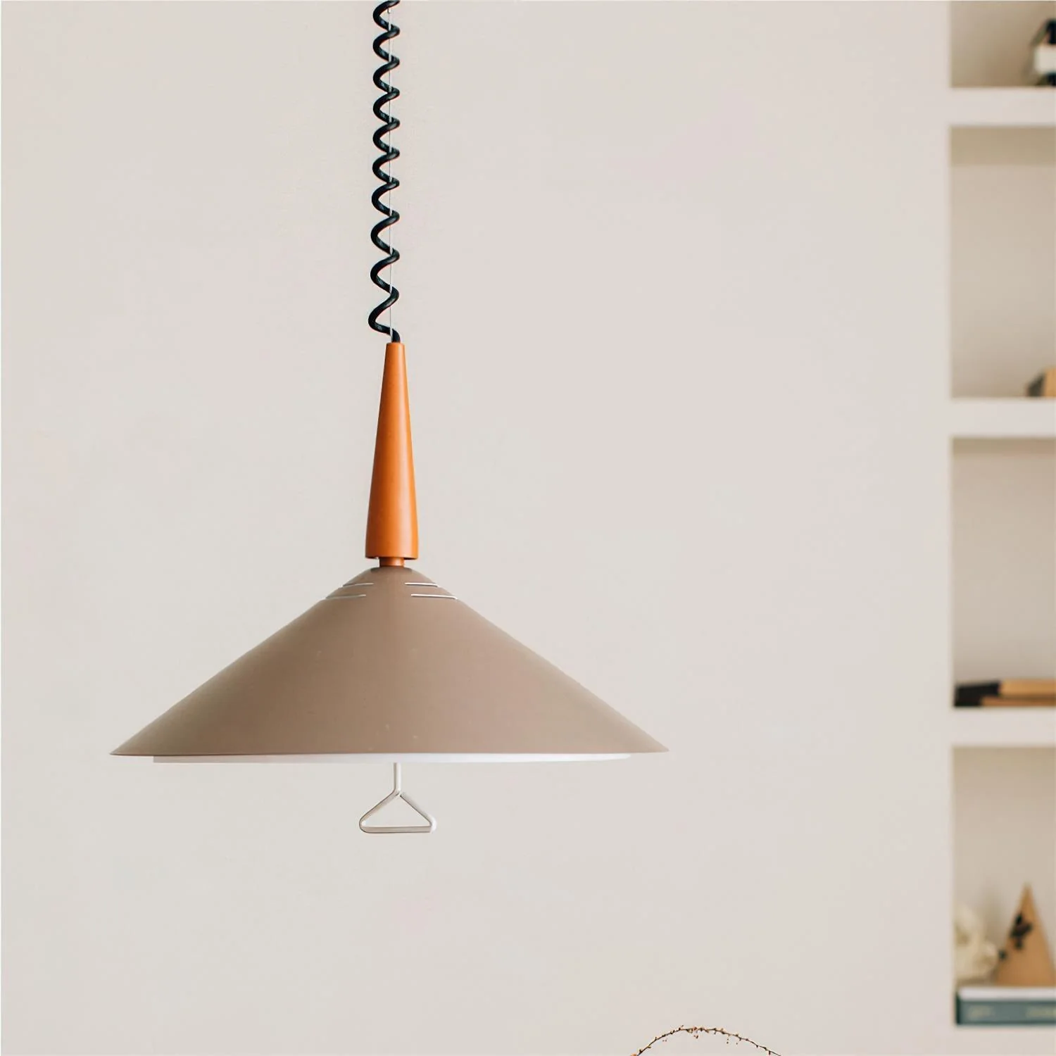 Agnes Modern Minimalist Retro Pendant Lamp - Image 4