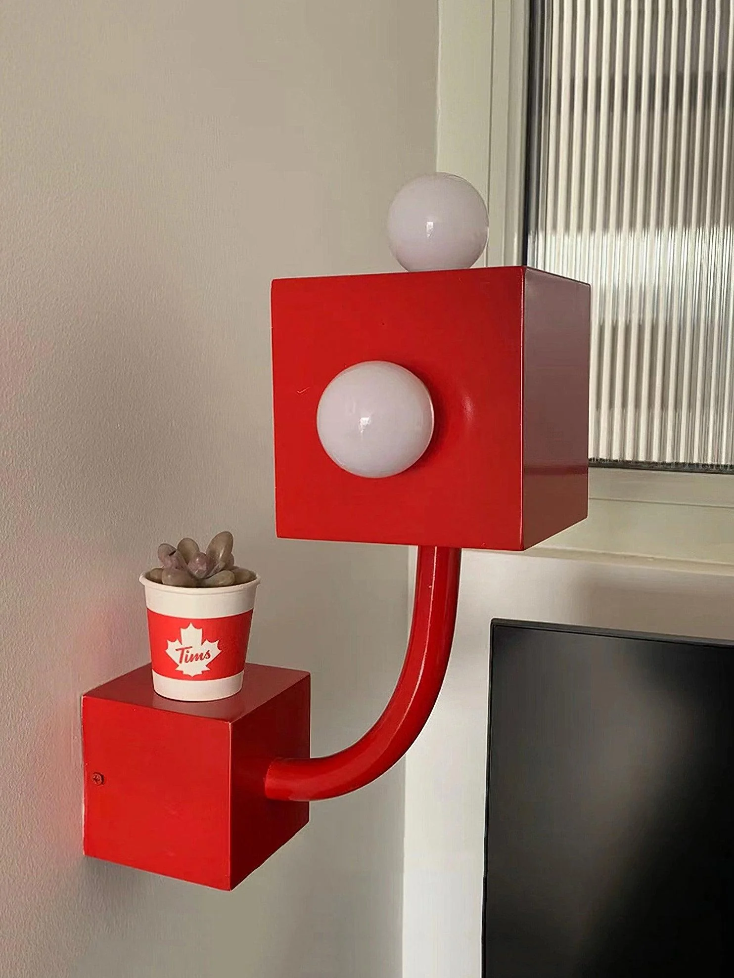 Alanna Individual Creativity Red Cube Wall Lamp - Image 17