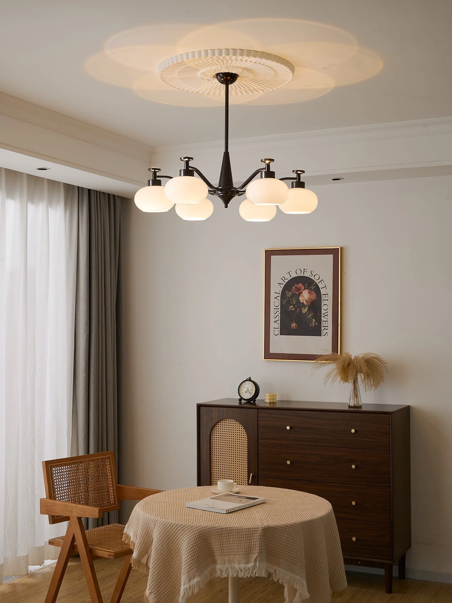 Althaen Elegance Vintage Glass Chandelier - Image 14