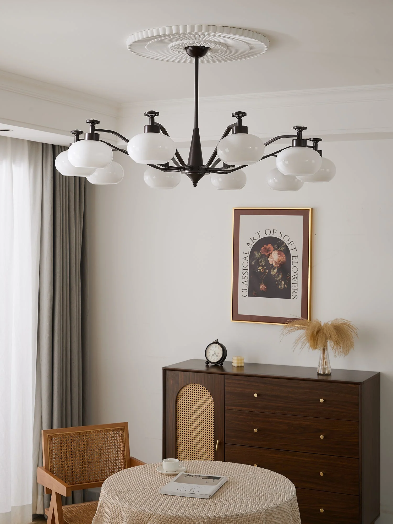 Althaen Elegance Vintage Glass Chandelier - Image 28