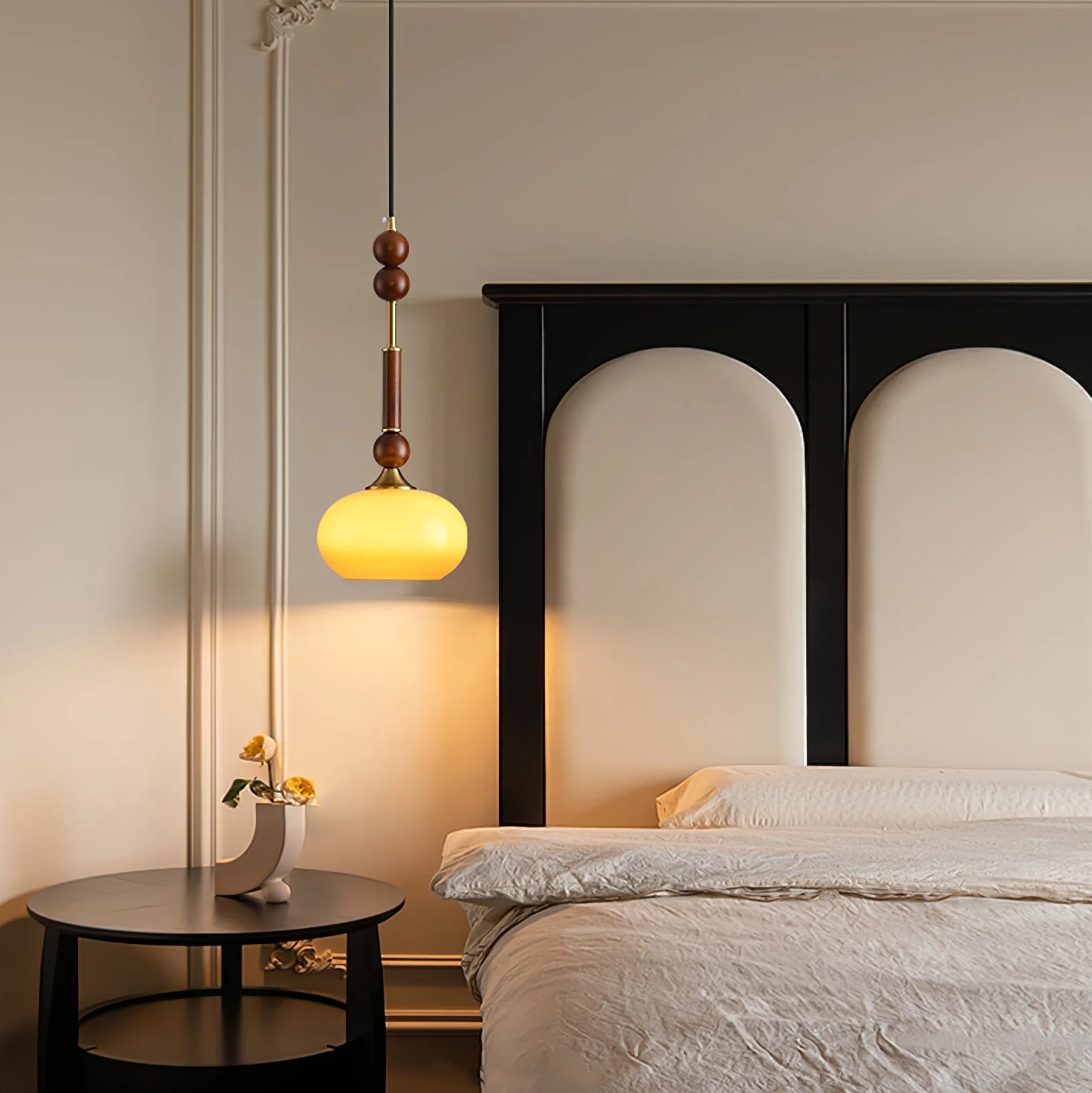 AmberGlow Vintage Wood Pendant Lamp - Image 4