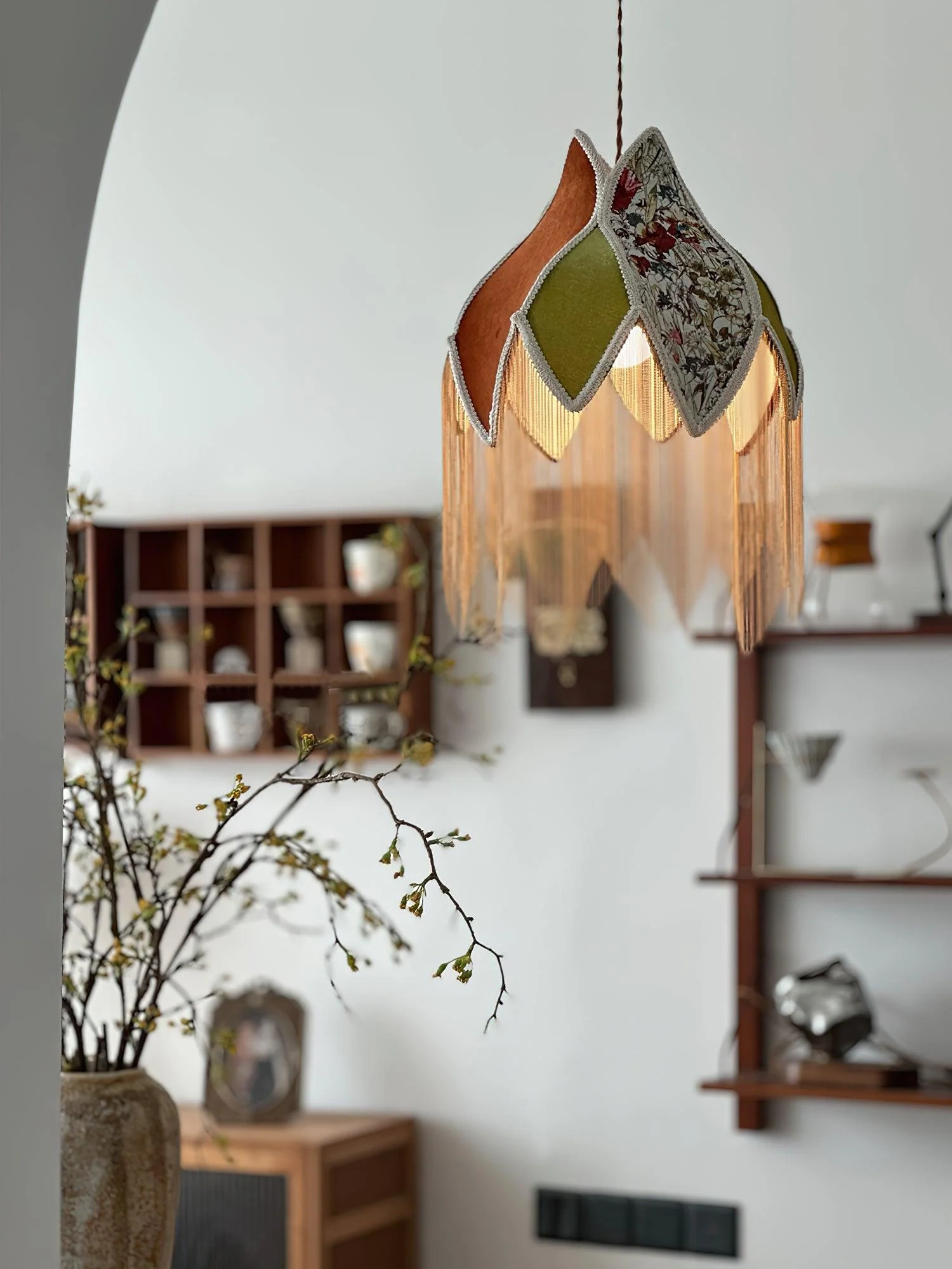 Ardoriel Unique Fringed Pendant Lamp - Image 2