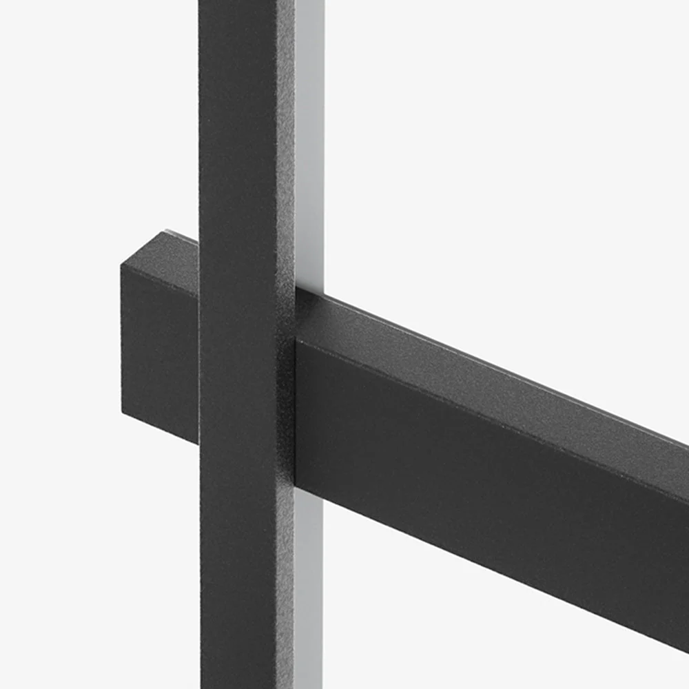 Arisha Minimalist Outdoor Wall Lamp - Image 3