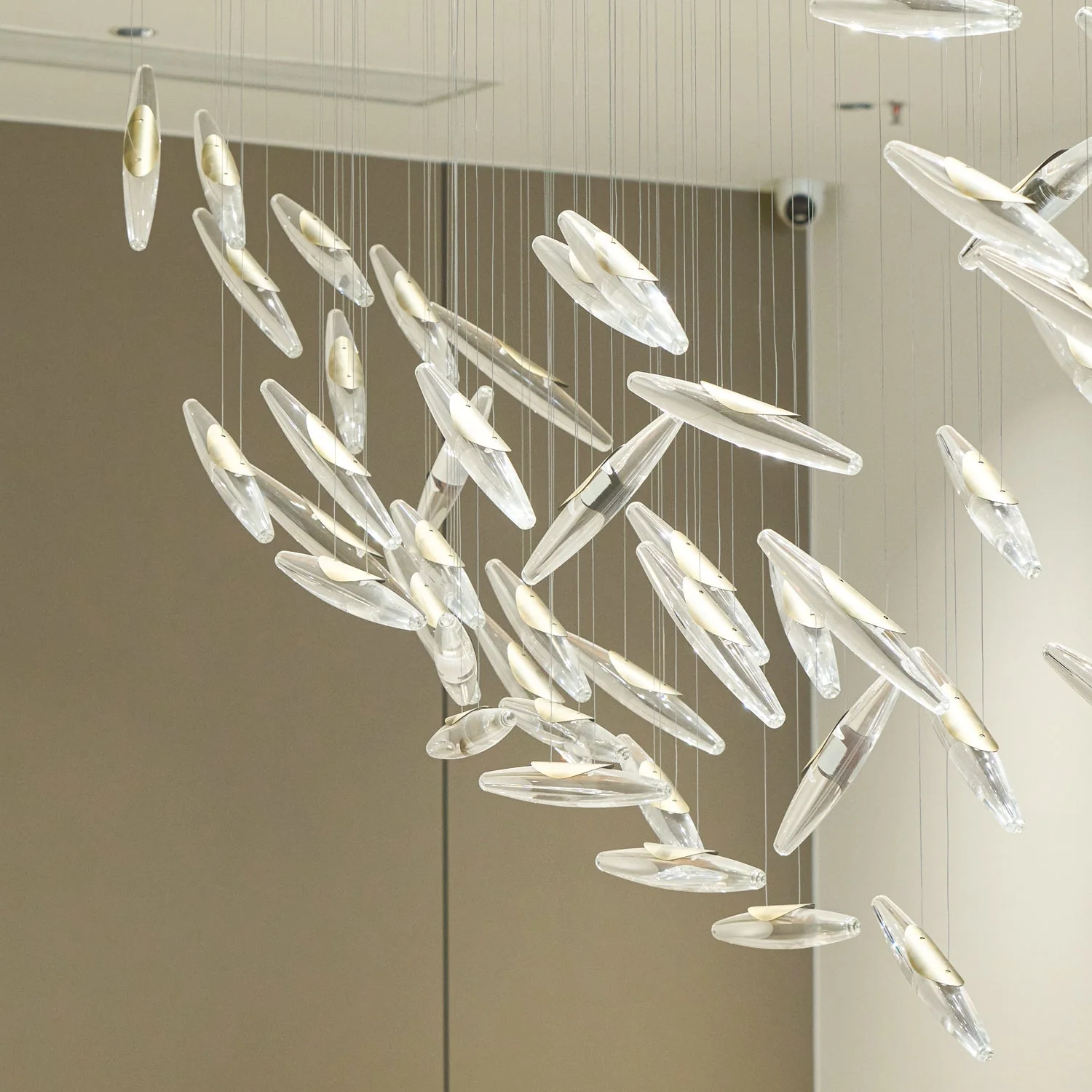 Armira Luxury Moonlight Whispers Glass Chandelier - Image 23