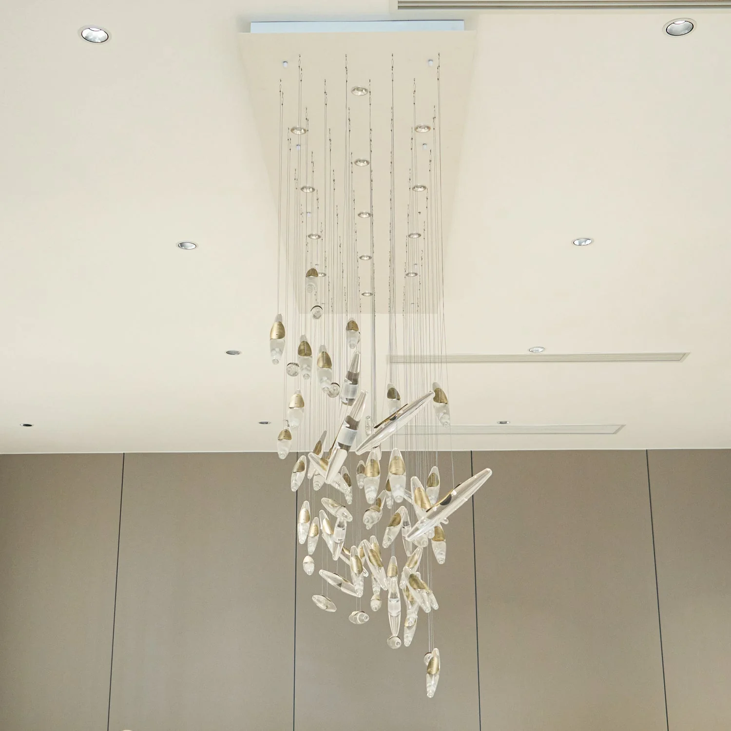 Armira Luxury Moonlight Whispers Glass Chandelier - Image 39