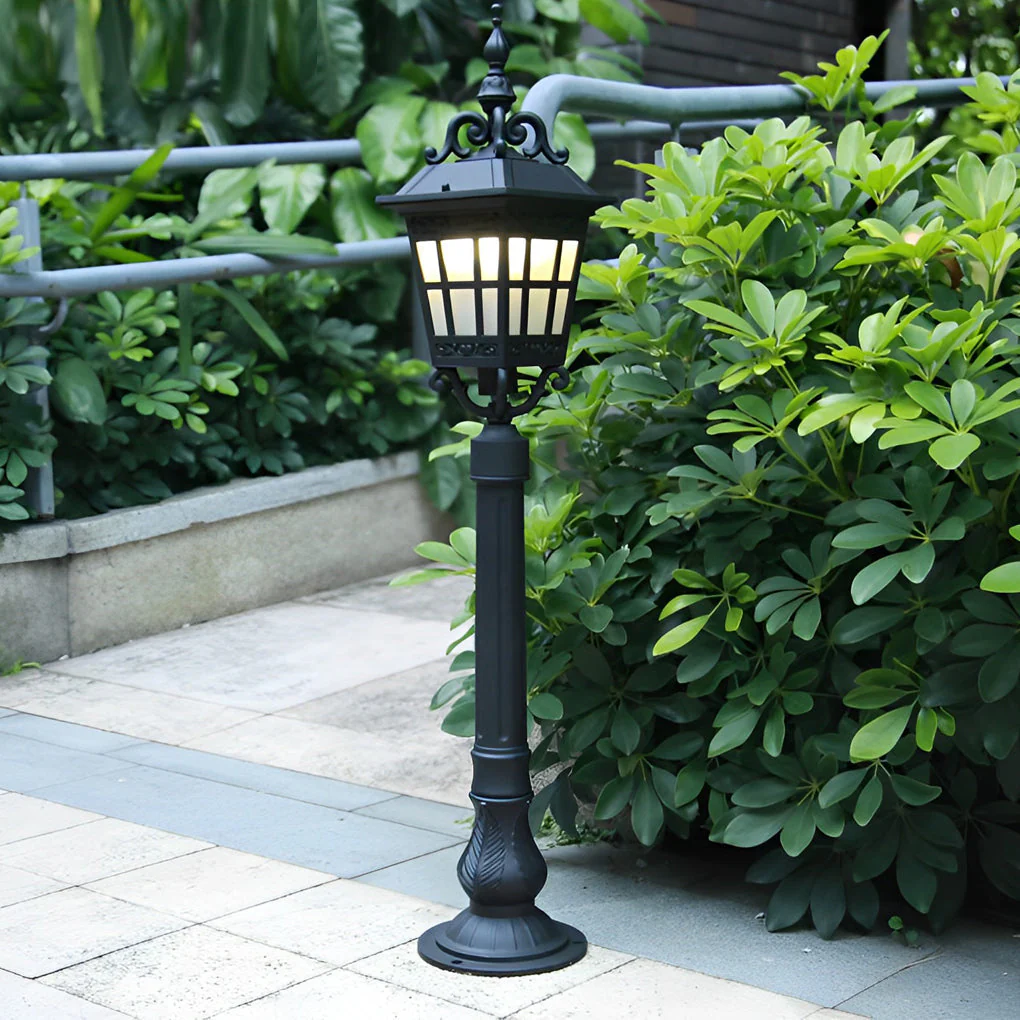 Articula European Style Glass Outdoor Post Lamp - Image 2