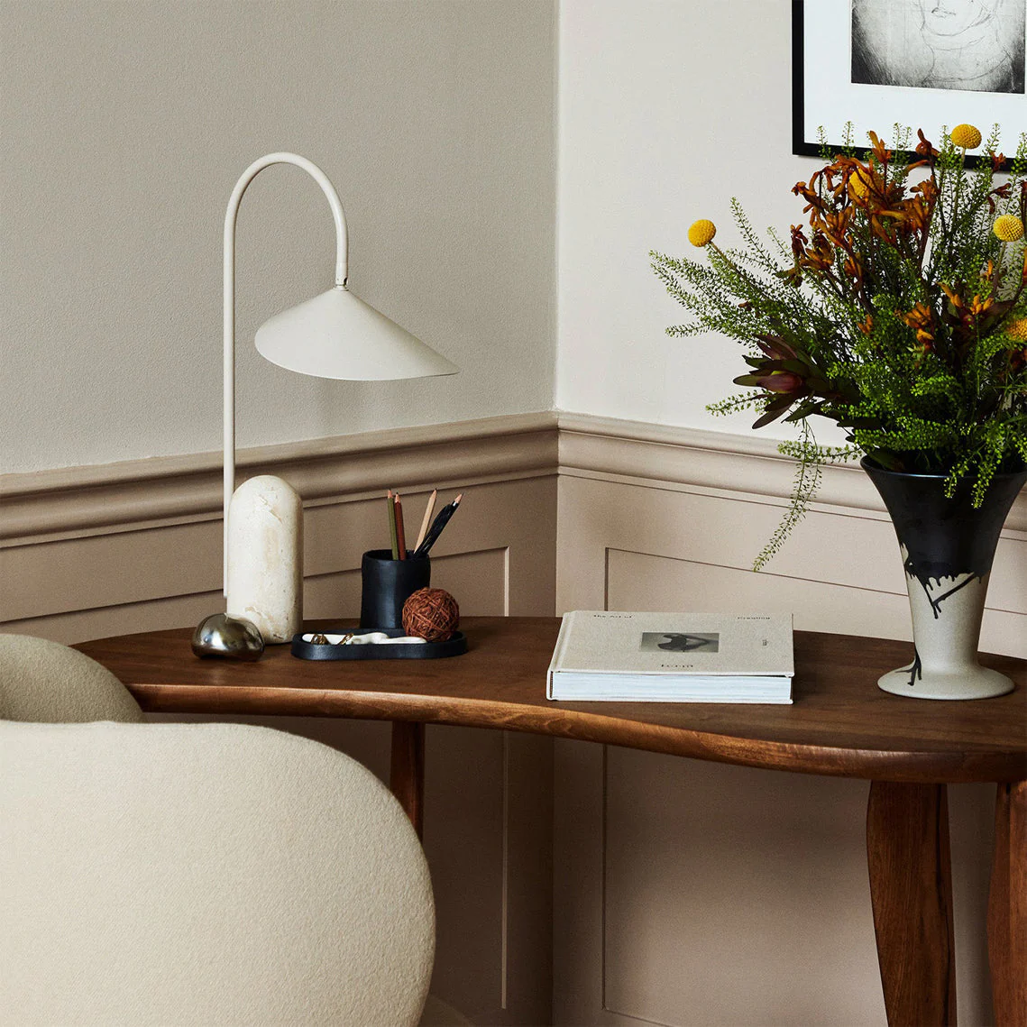 Arum Modern Table Lamp - Image 10