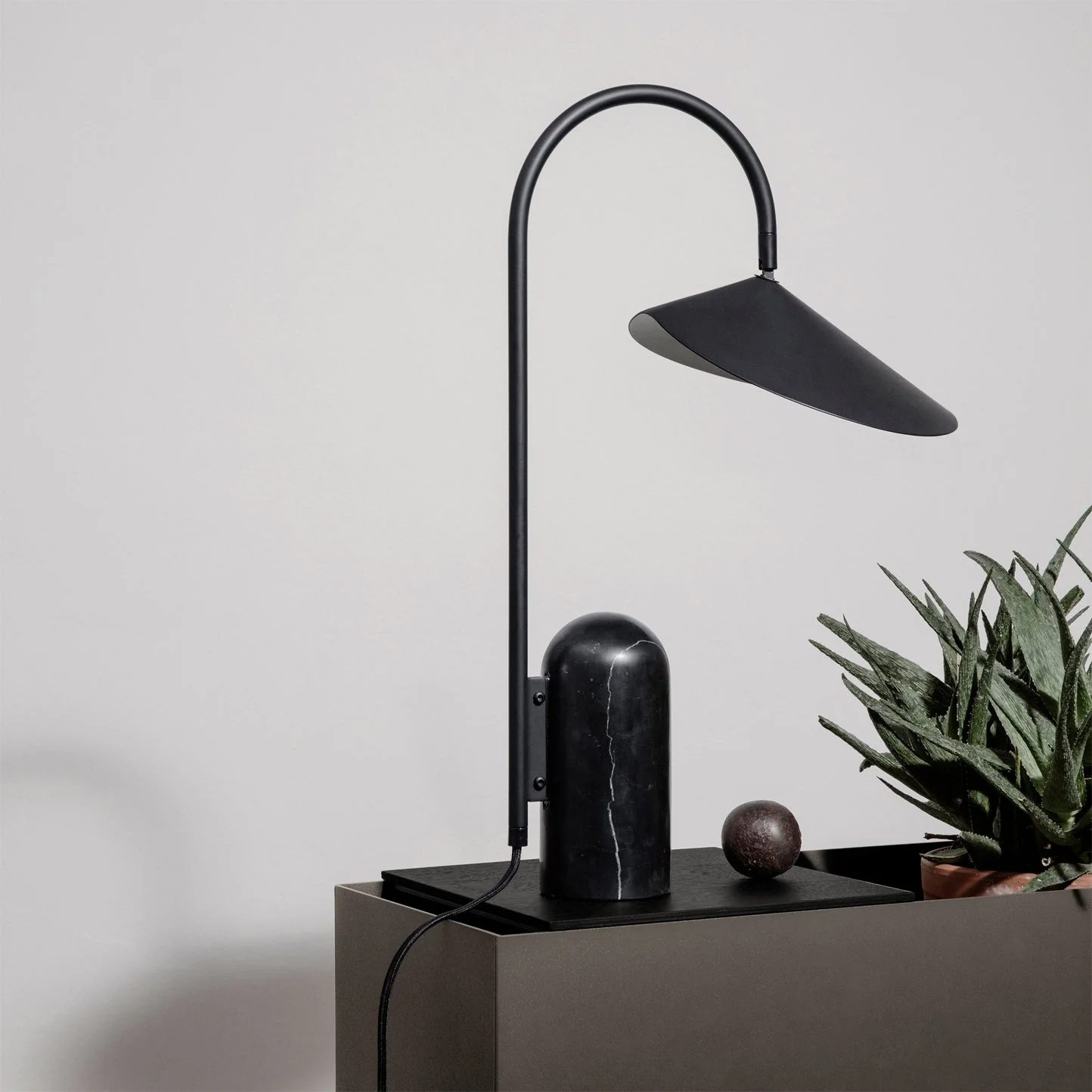 Arum Modern Table Lamp - Image 18