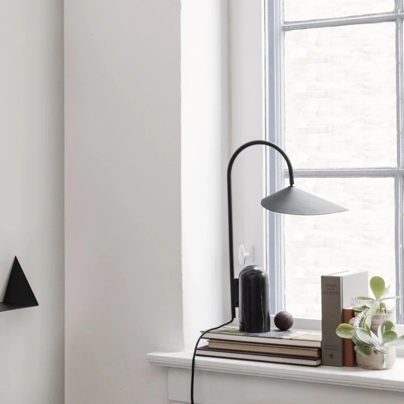 Arum Modern Table Lamp - Image 20