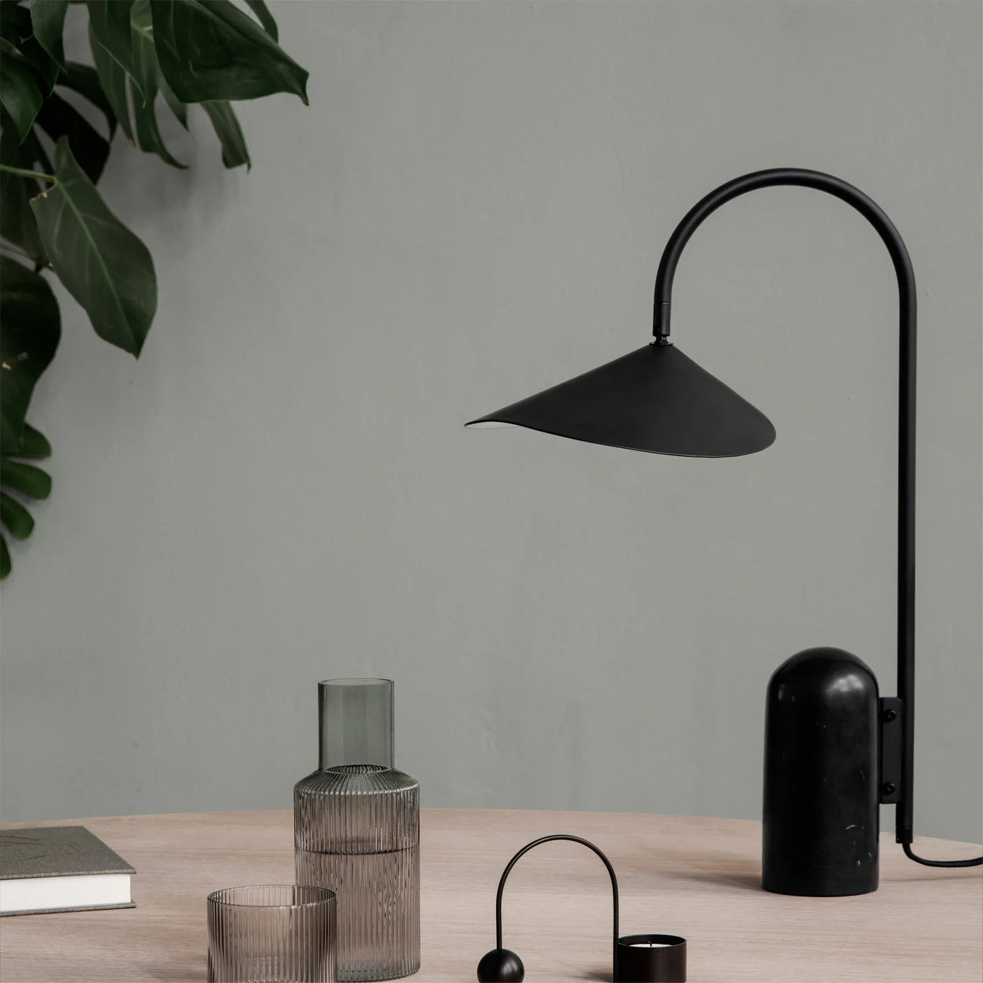 Arum Modern Table Lamp - Image 3