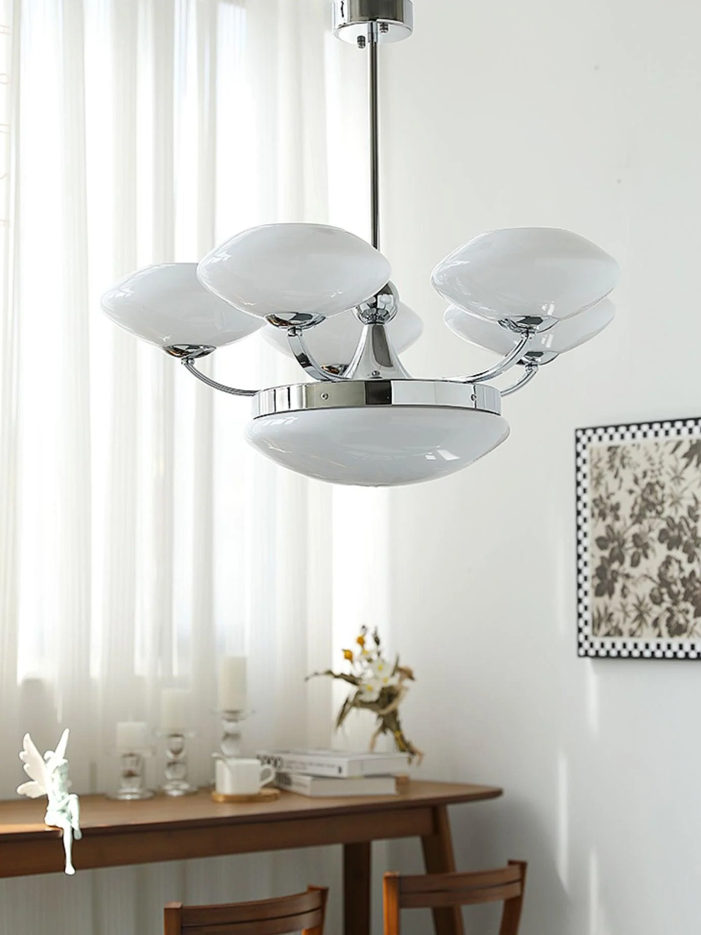Aurelia Classic Glass Chandelier - Image 13