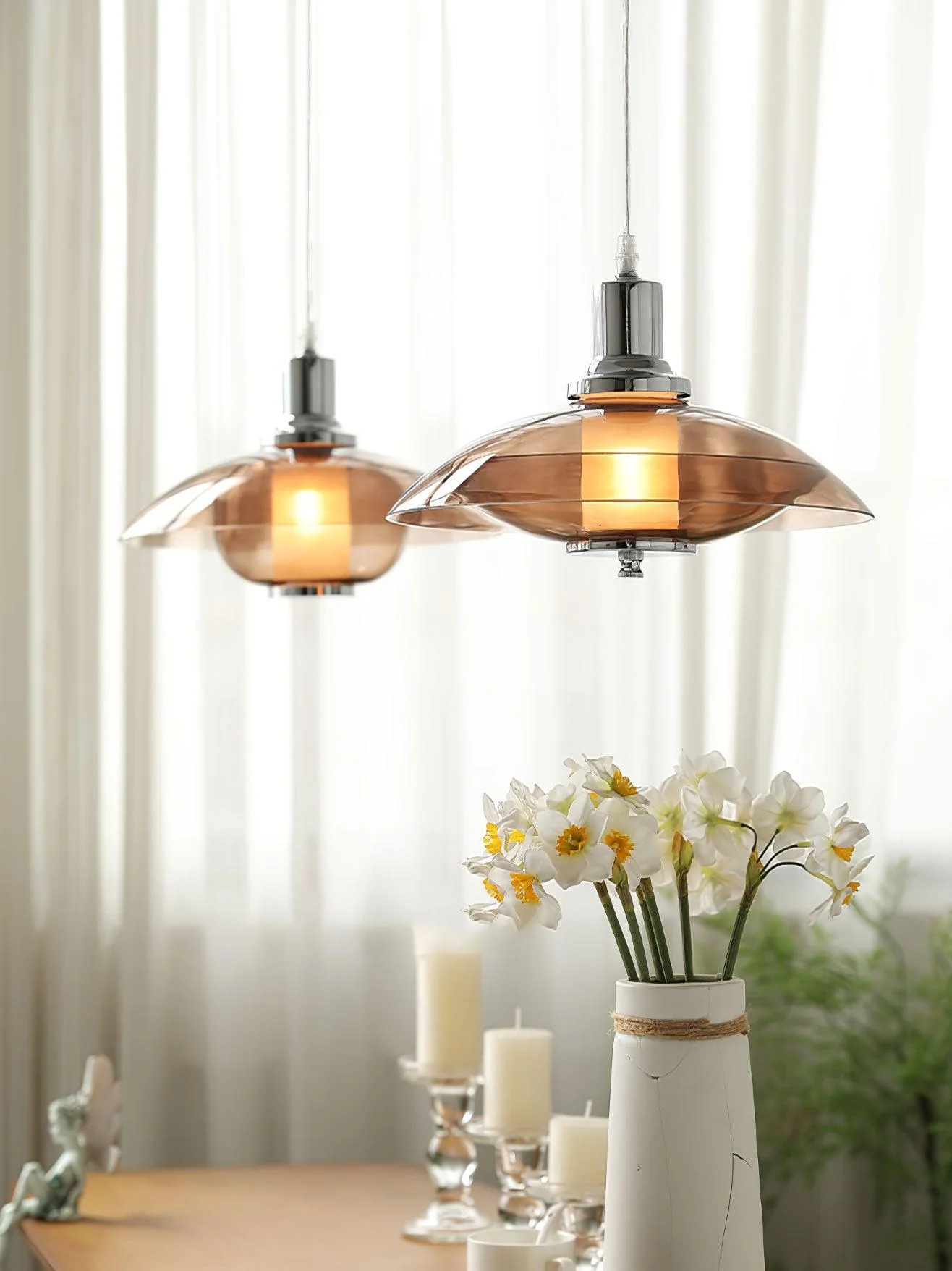 Aurelia Flying Saucer Pendant Light - Image 9