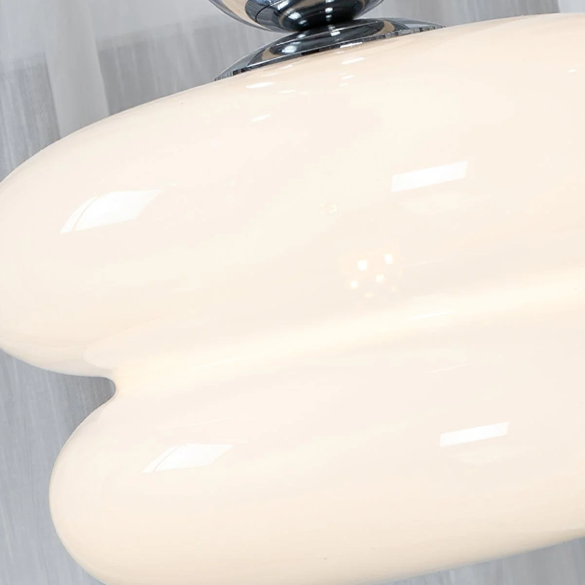 Aurelin Glass Artistic Pendant Light - Image 17