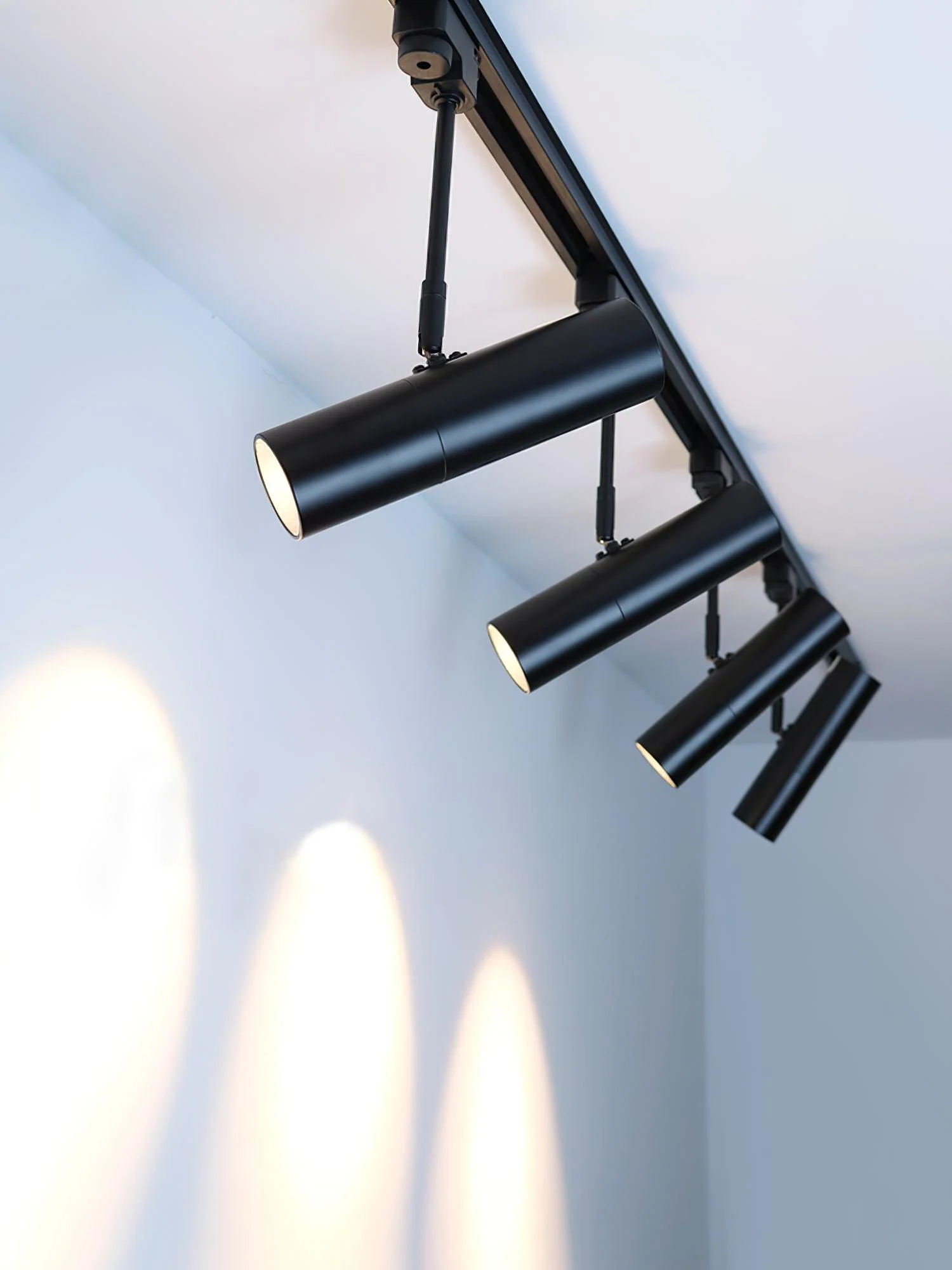 Aurmaren Modern Minimalist Ceiling Light - Image 5