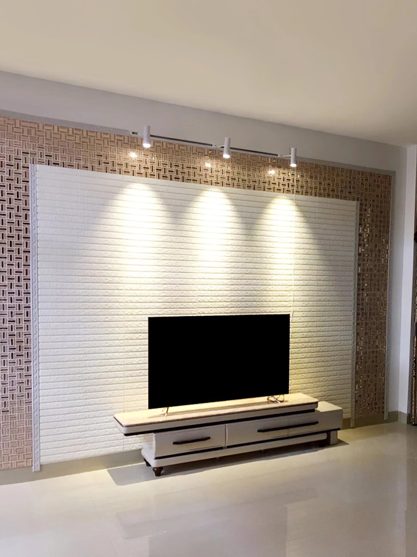 Aurmaren Modern Minimalist Ceiling Light - Image 6