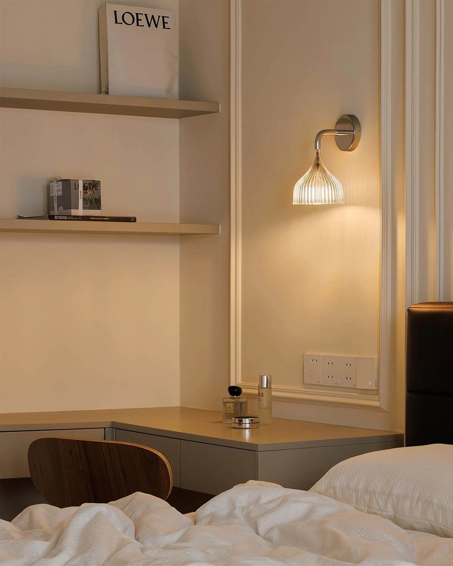 Aurzorus Modern Minimalist Plastic Wall Lamp - Image 8