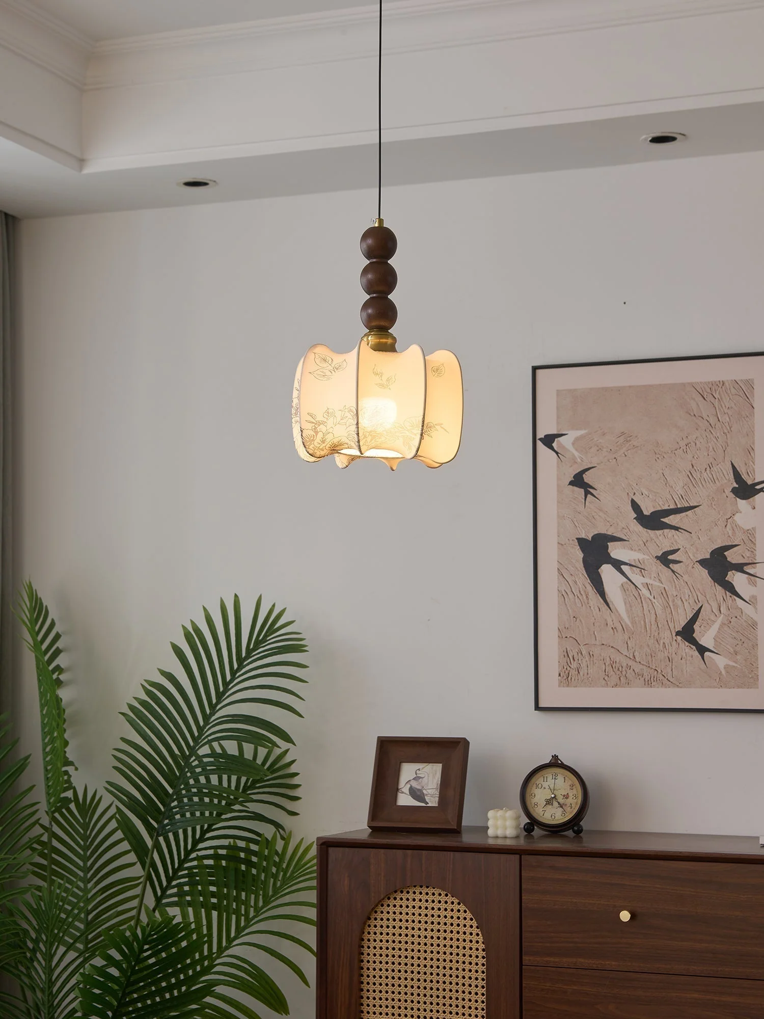 Avshaara Traditional Elegance Vintage Fabric Wood Pendant Light - Image 3