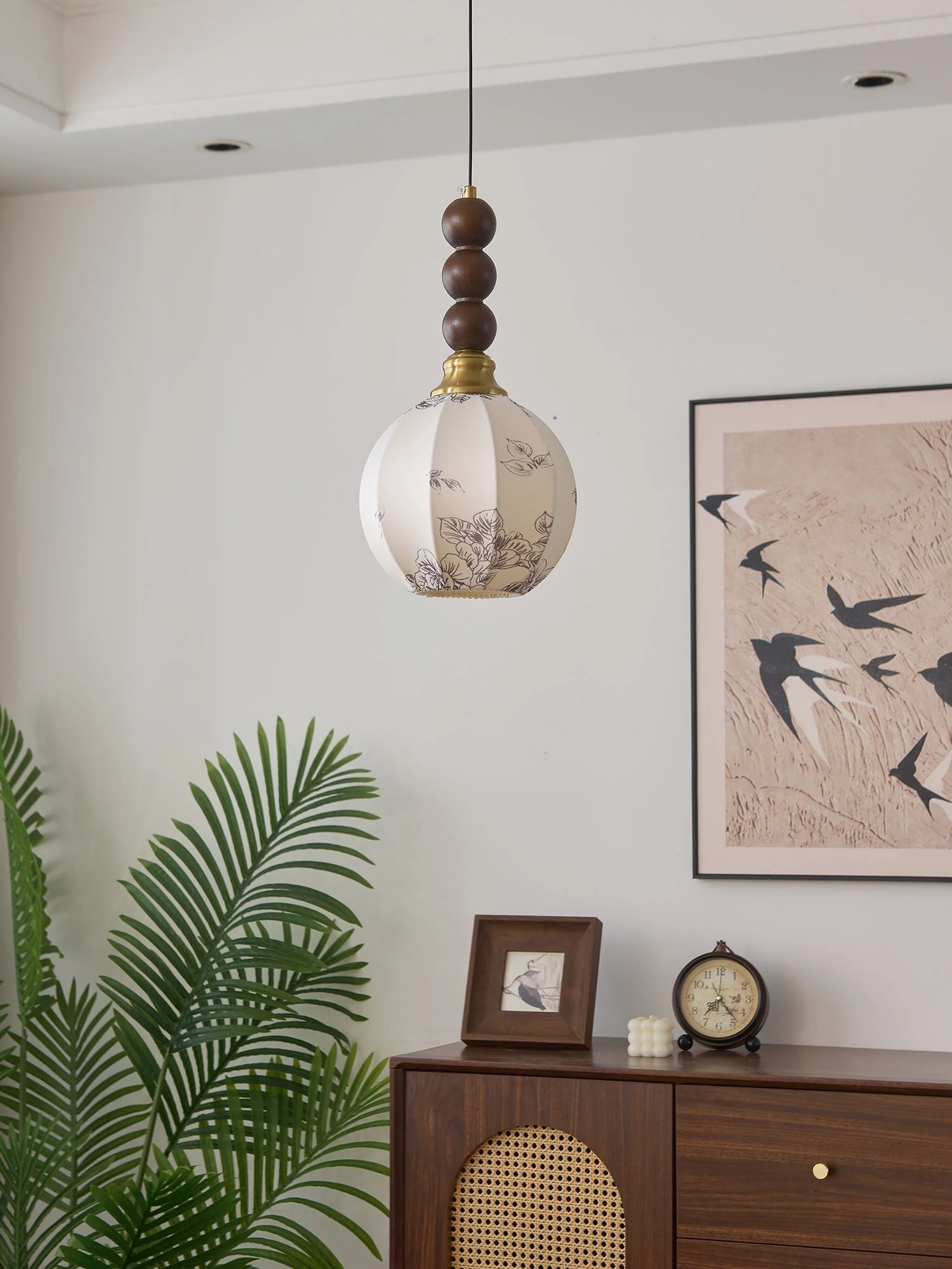 Avshaara Traditional Elegance Vintage Fabric Wood Pendant Light - Image 9
