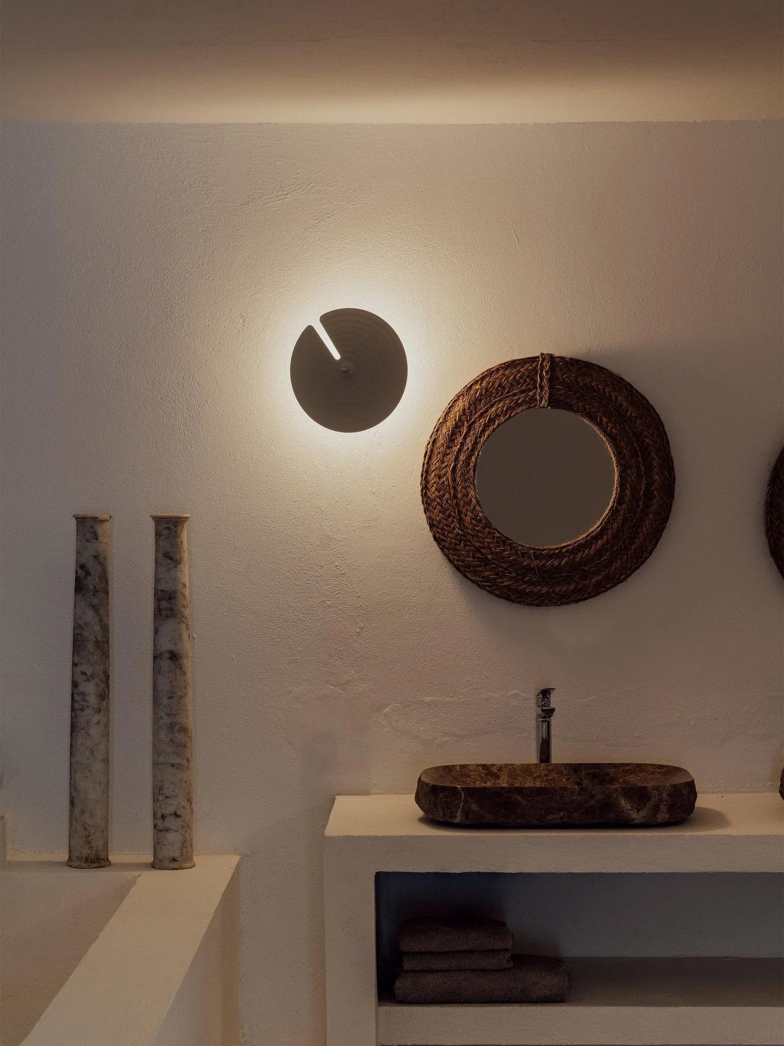 Avvarir Classic Nordic Art Wall Lamp - Image 13
