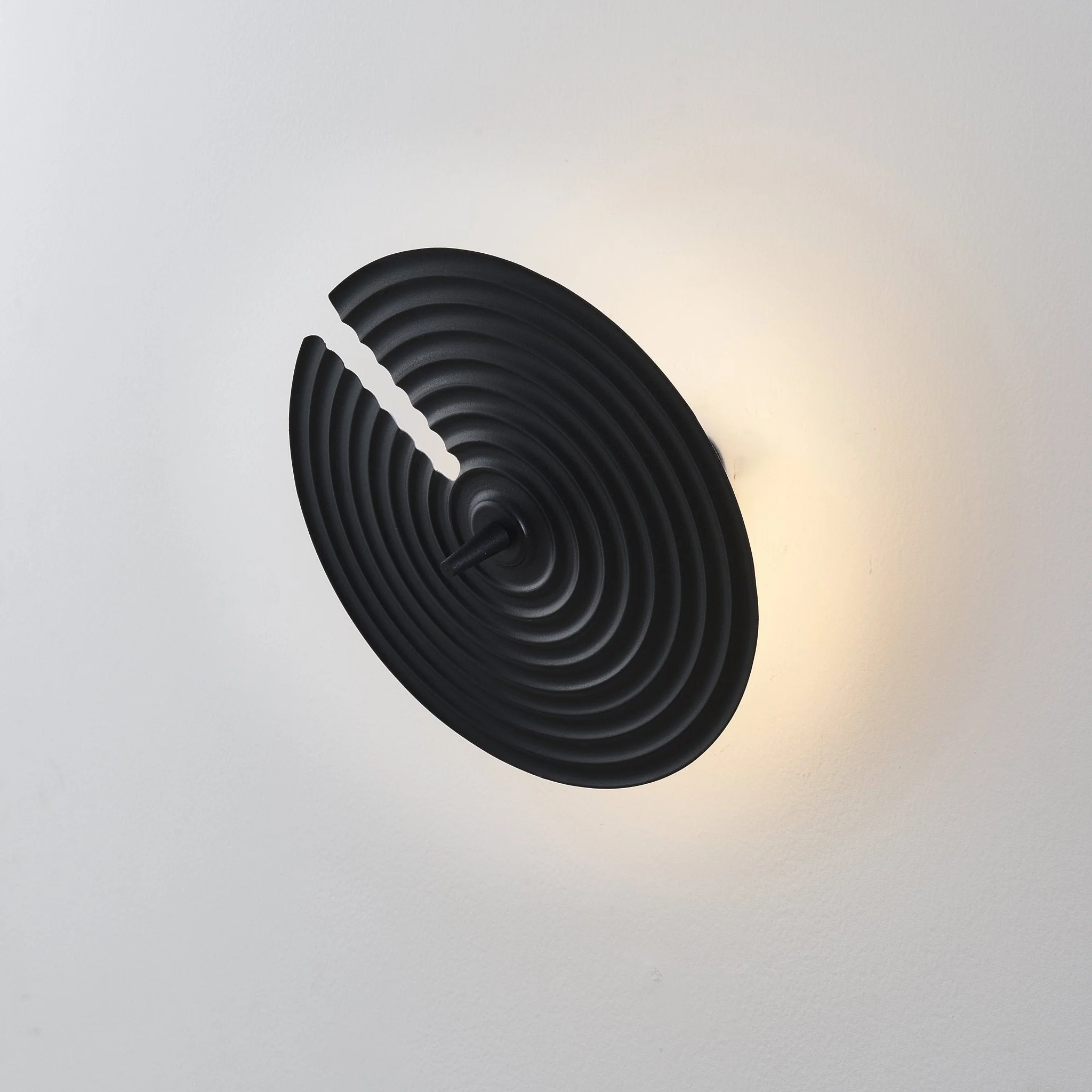 Avvarir Classic Nordic Art Wall Lamp - Image 28