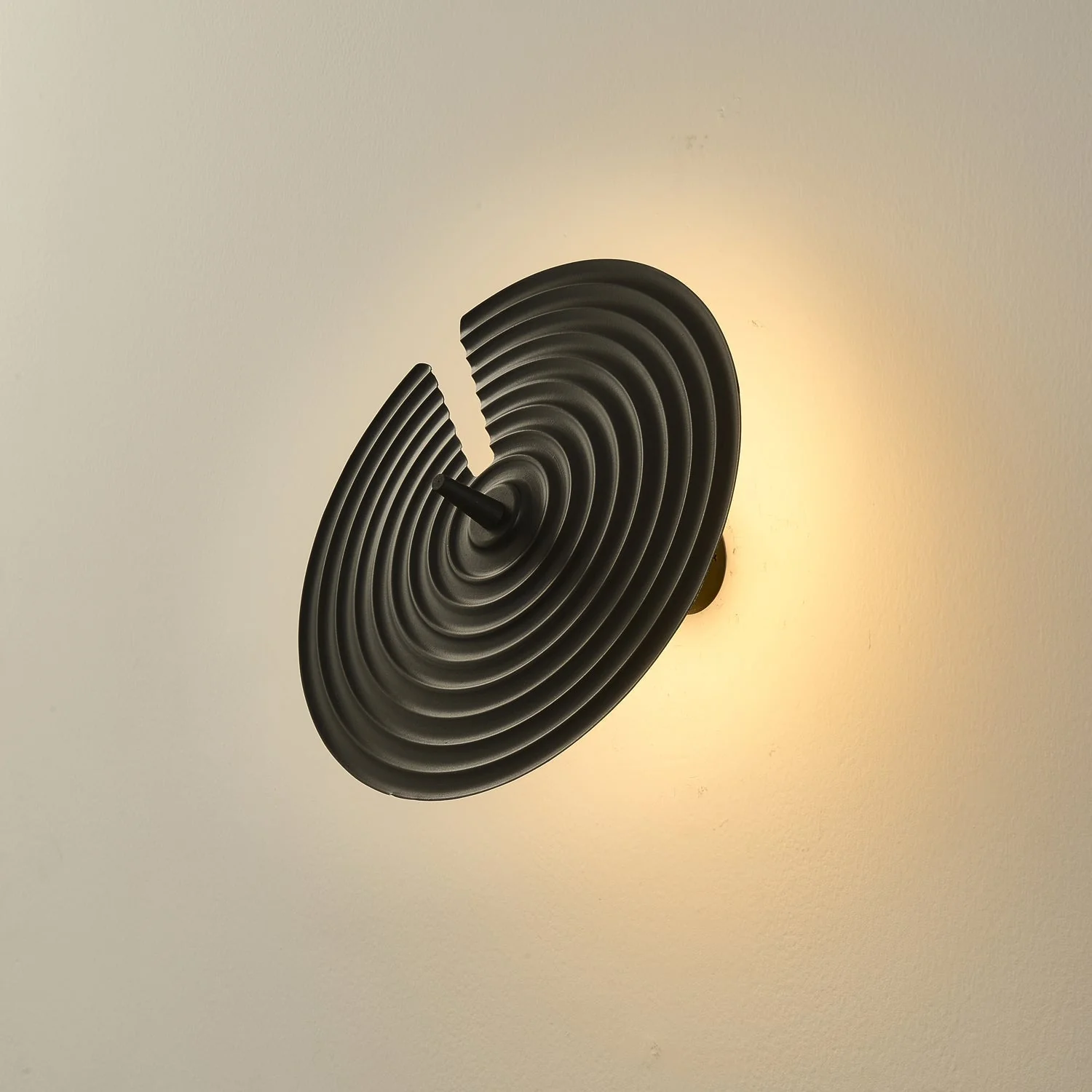 Avvarir Classic Nordic Art Wall Lamp - Image 35