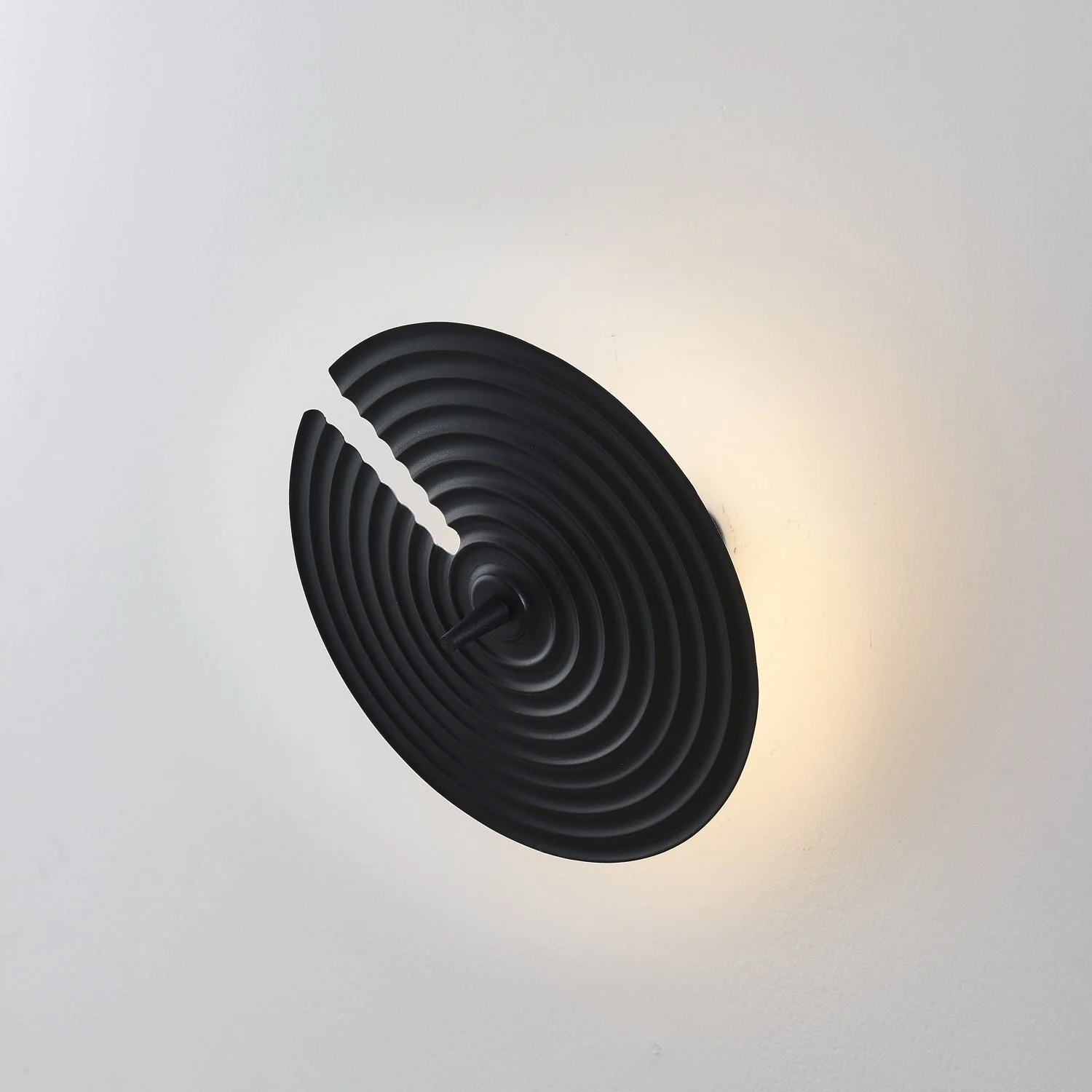 Avvarir Classic Nordic Art Wall Lamp - Image 37