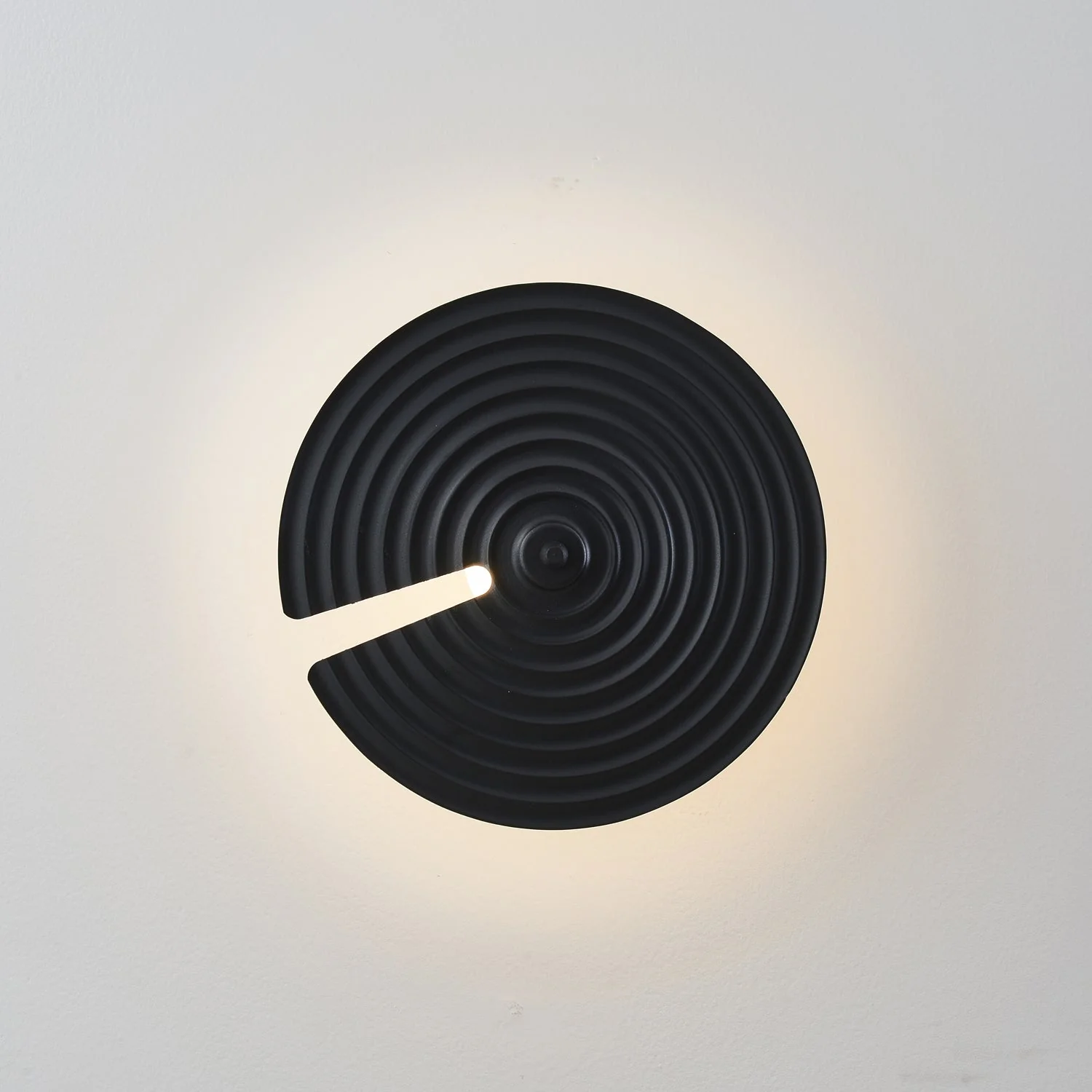 Avvarir Classic Nordic Art Wall Lamp - Image 5
