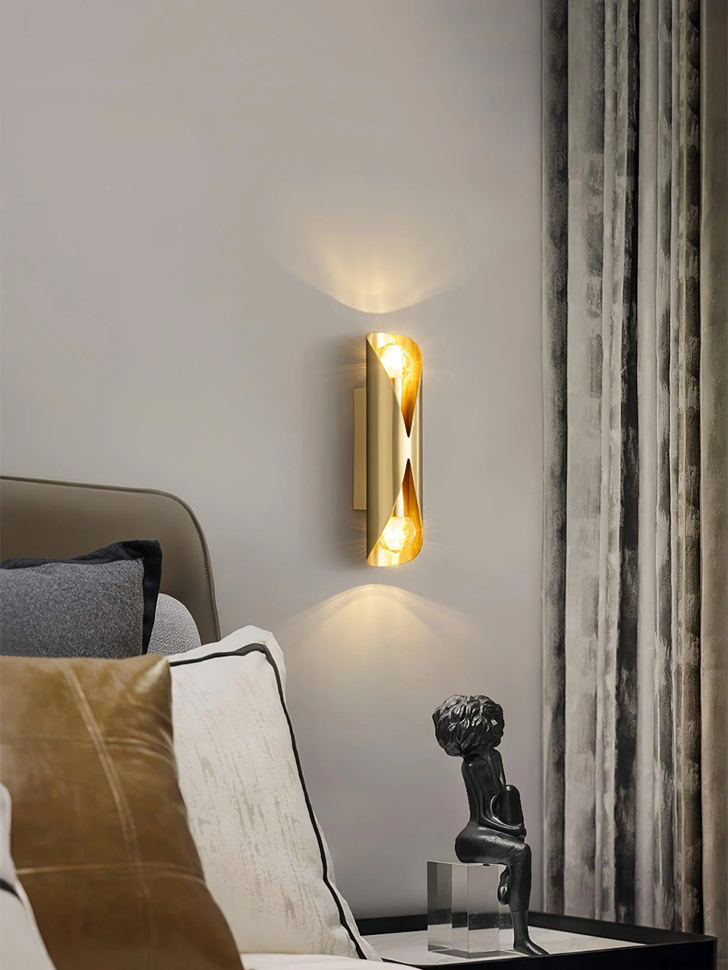 Avynila Modern Minimalist Diamonds Brass Wall Lamp - Image 21