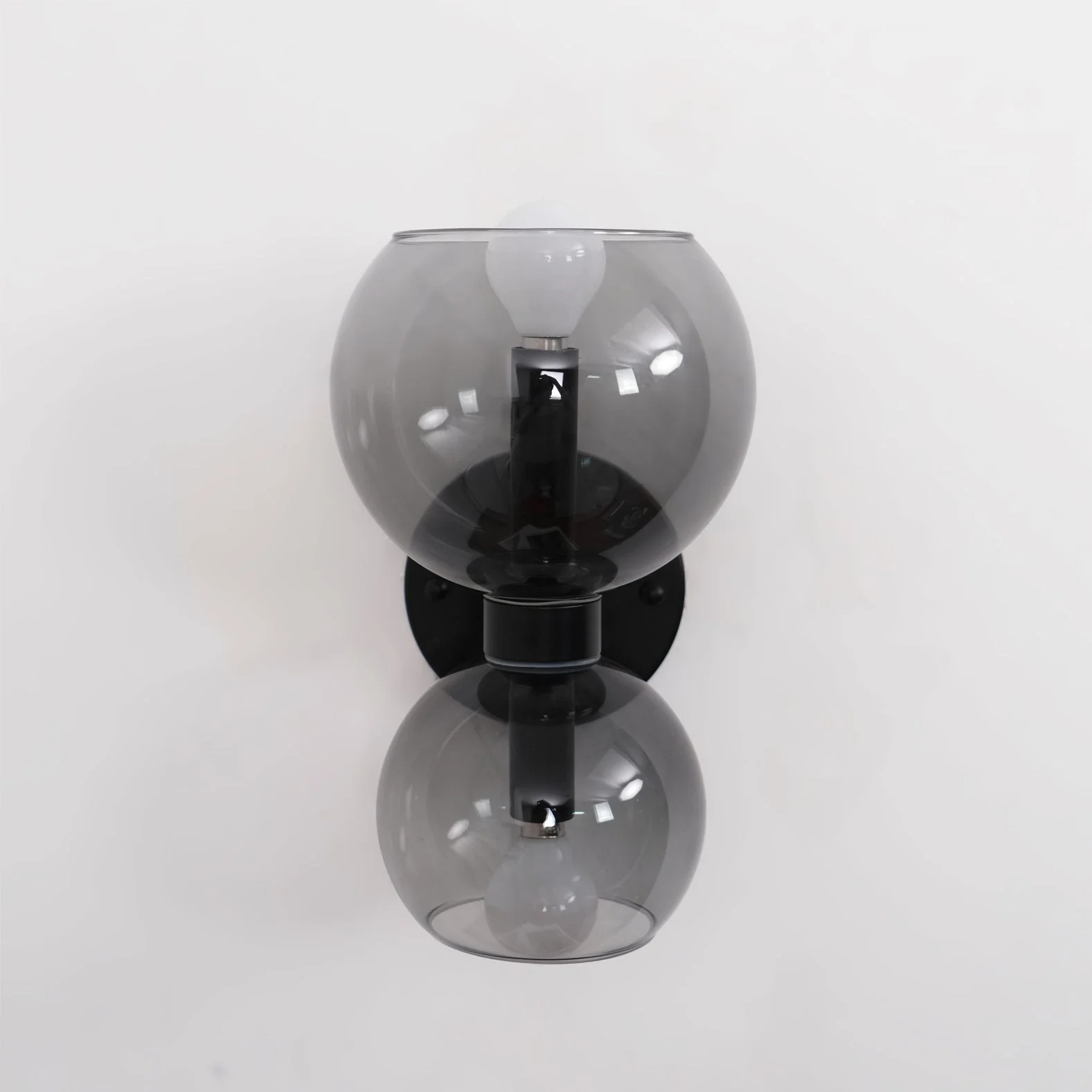Avynion Modern Nordic Art Glass Wall Lamp - Image 14