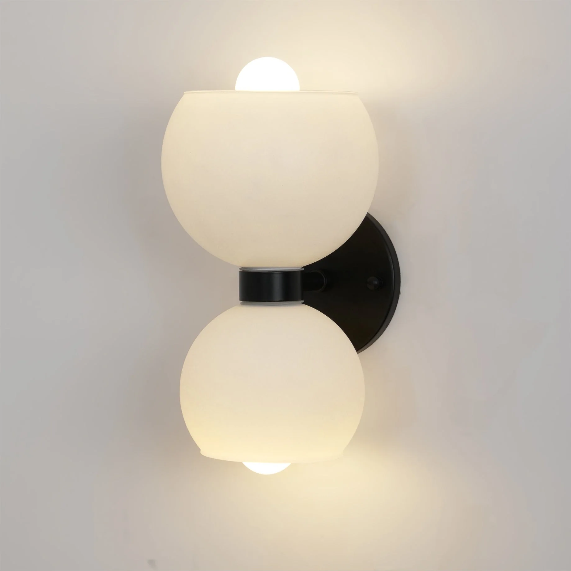 Avynion Modern Nordic Art Glass Wall Lamp - Image 16