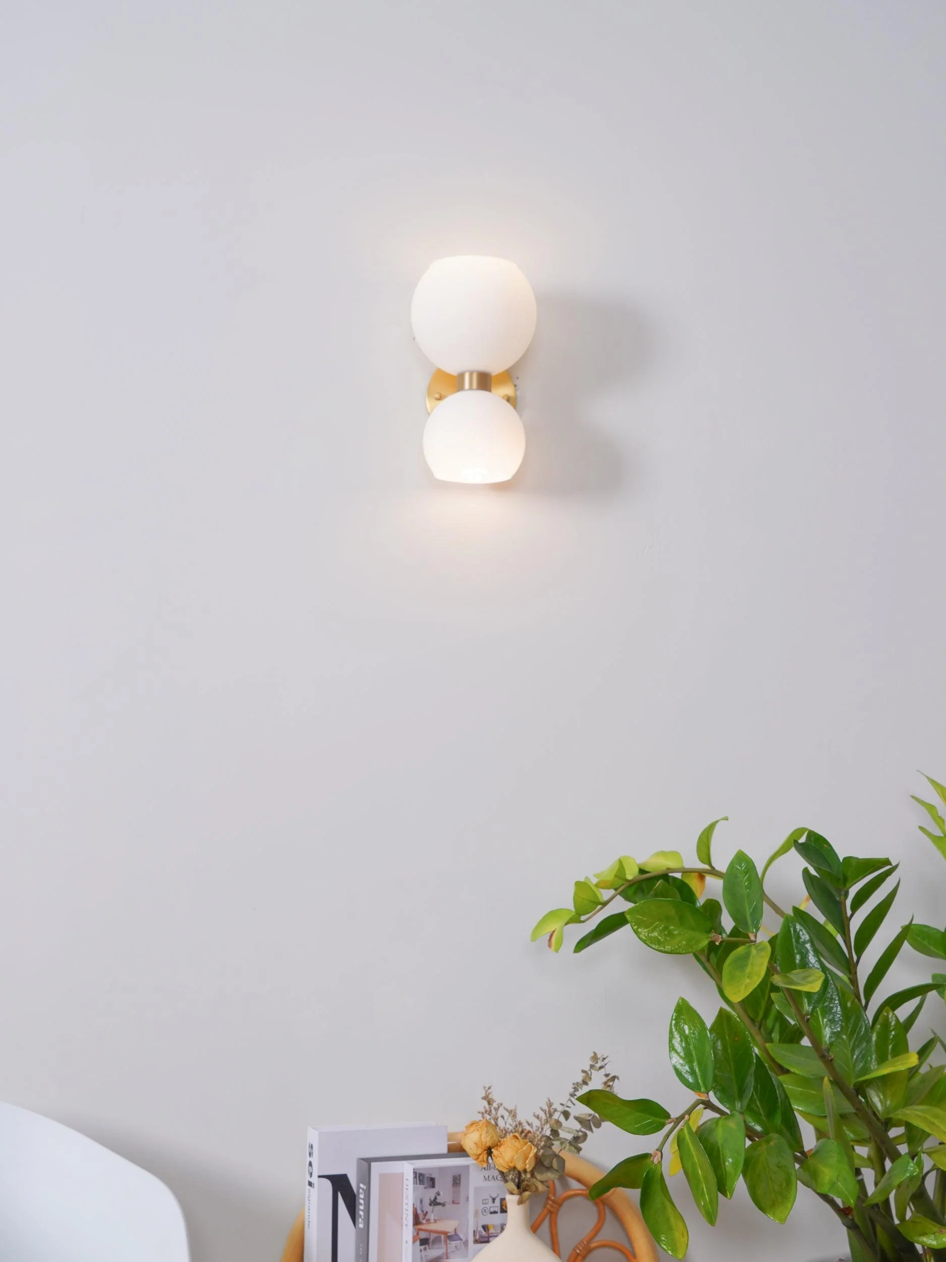 Avynion Modern Nordic Art Glass Wall Lamp - Image 34