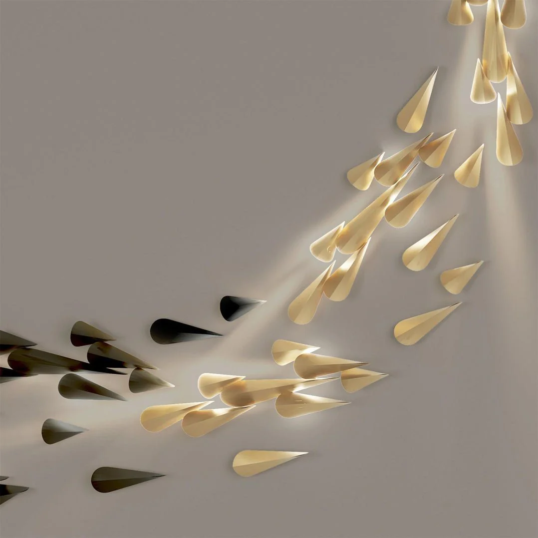 Avynis Abstract Brass Wall Light - Image 19