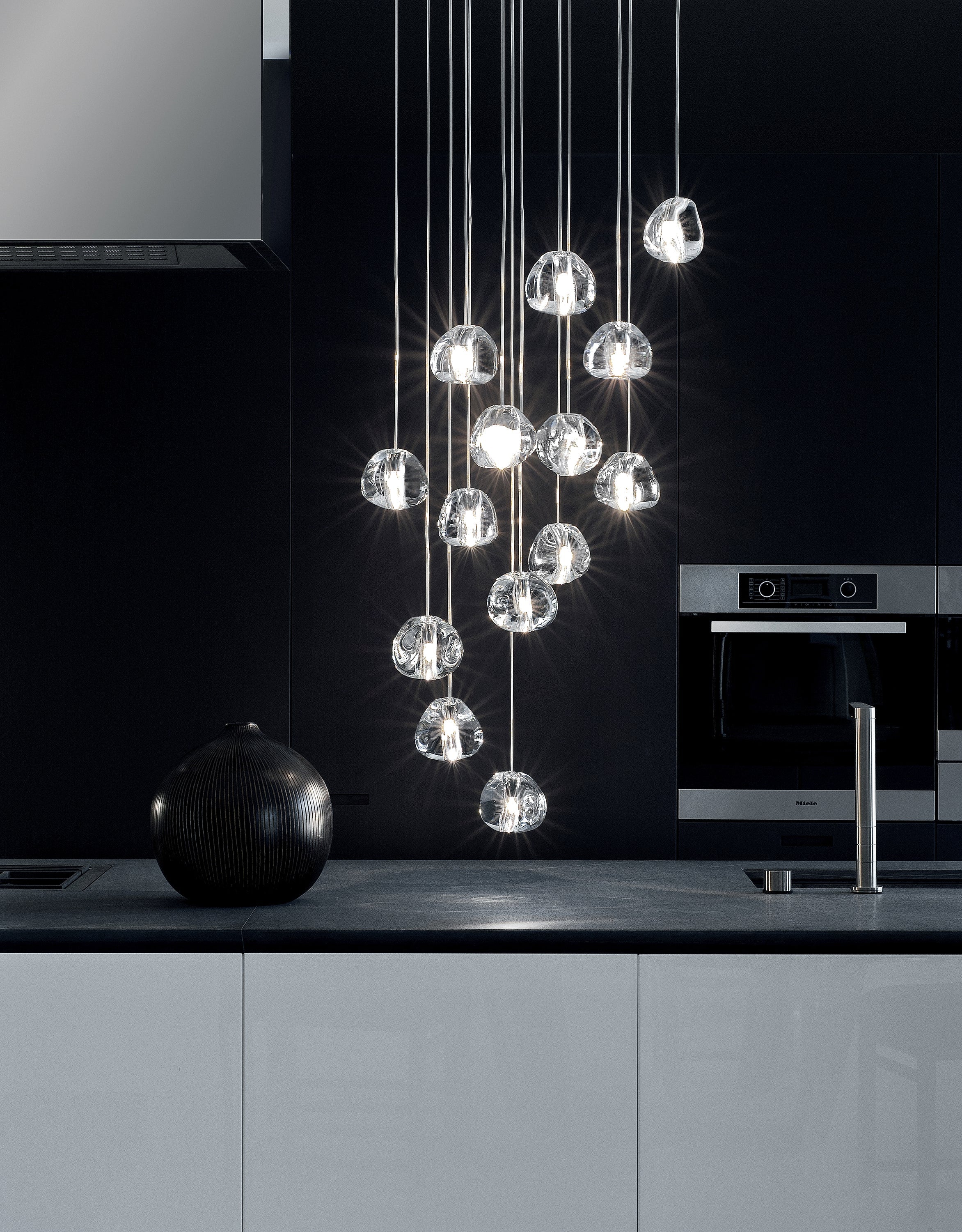 Avynor Postmodern Luxury Cherry Crystal Pendant Lamp - Image 102