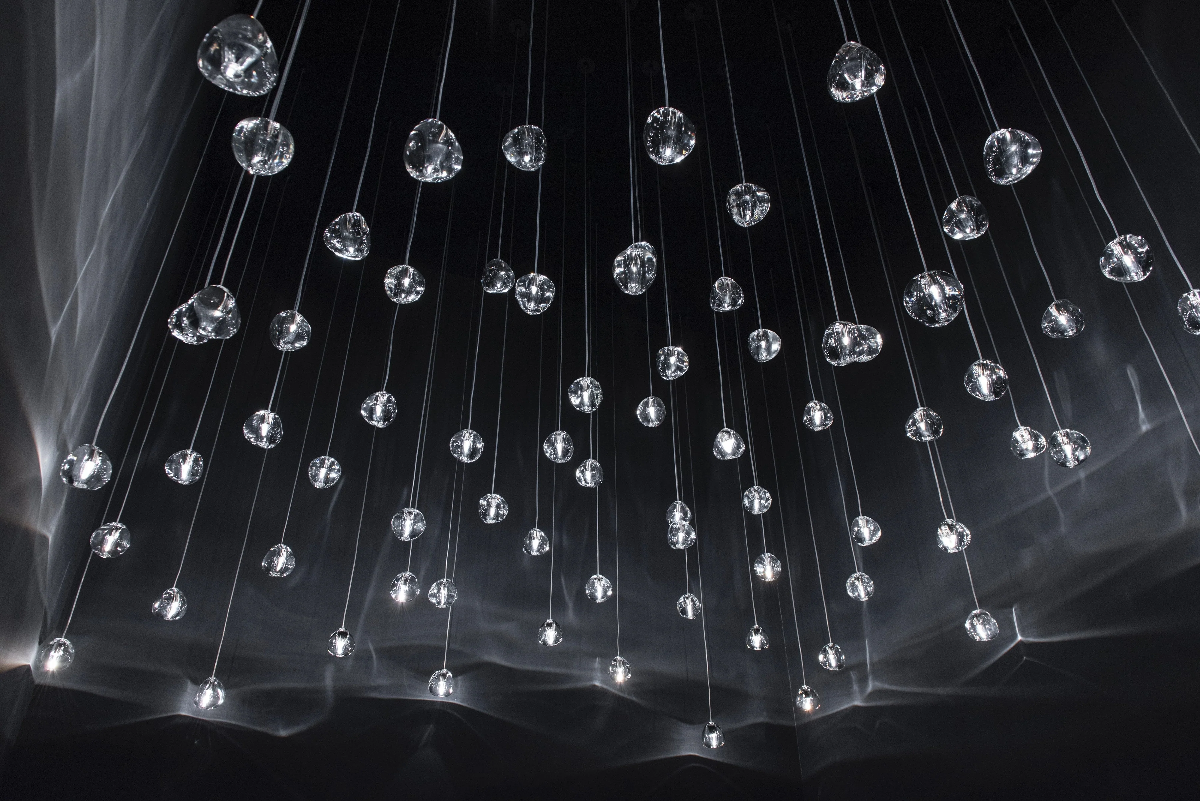 Avynor Postmodern Luxury Cherry Crystal Pendant Lamp - Image 45
