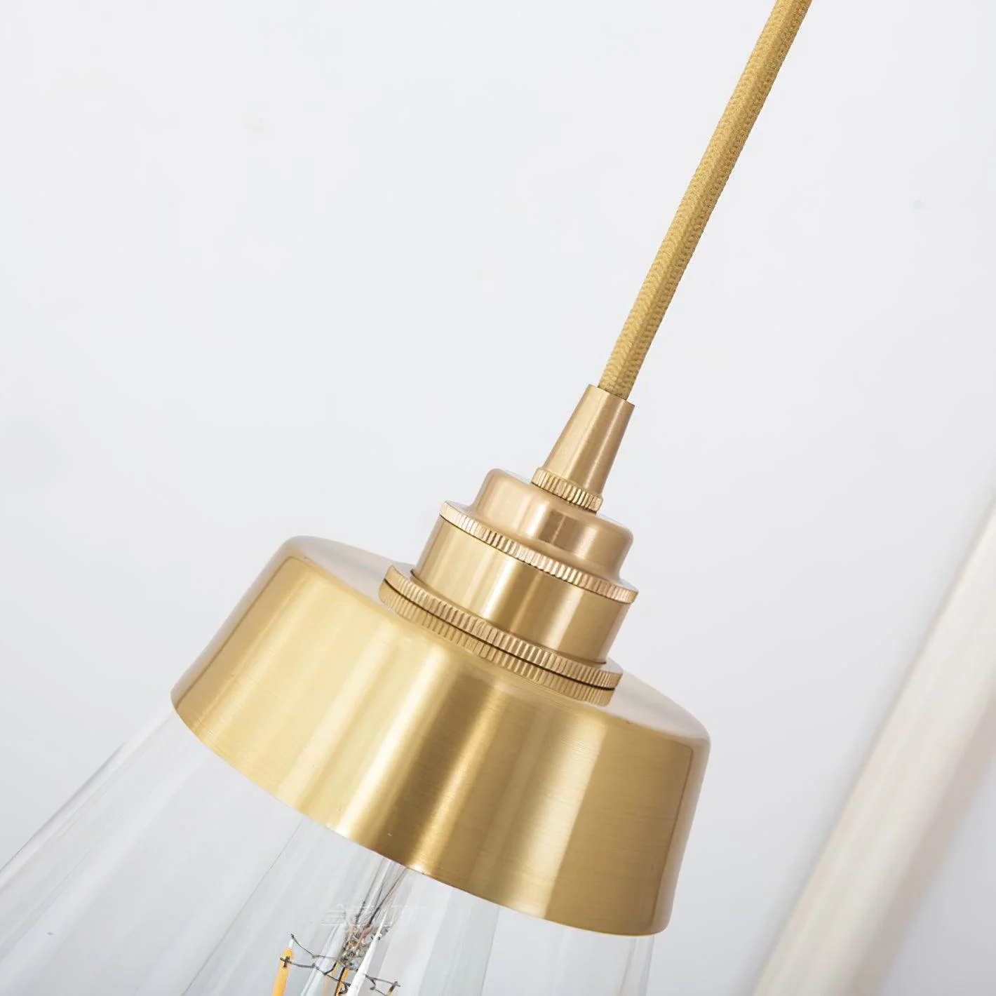 Baskin Minimalist Brass Pendant Light - Image 26