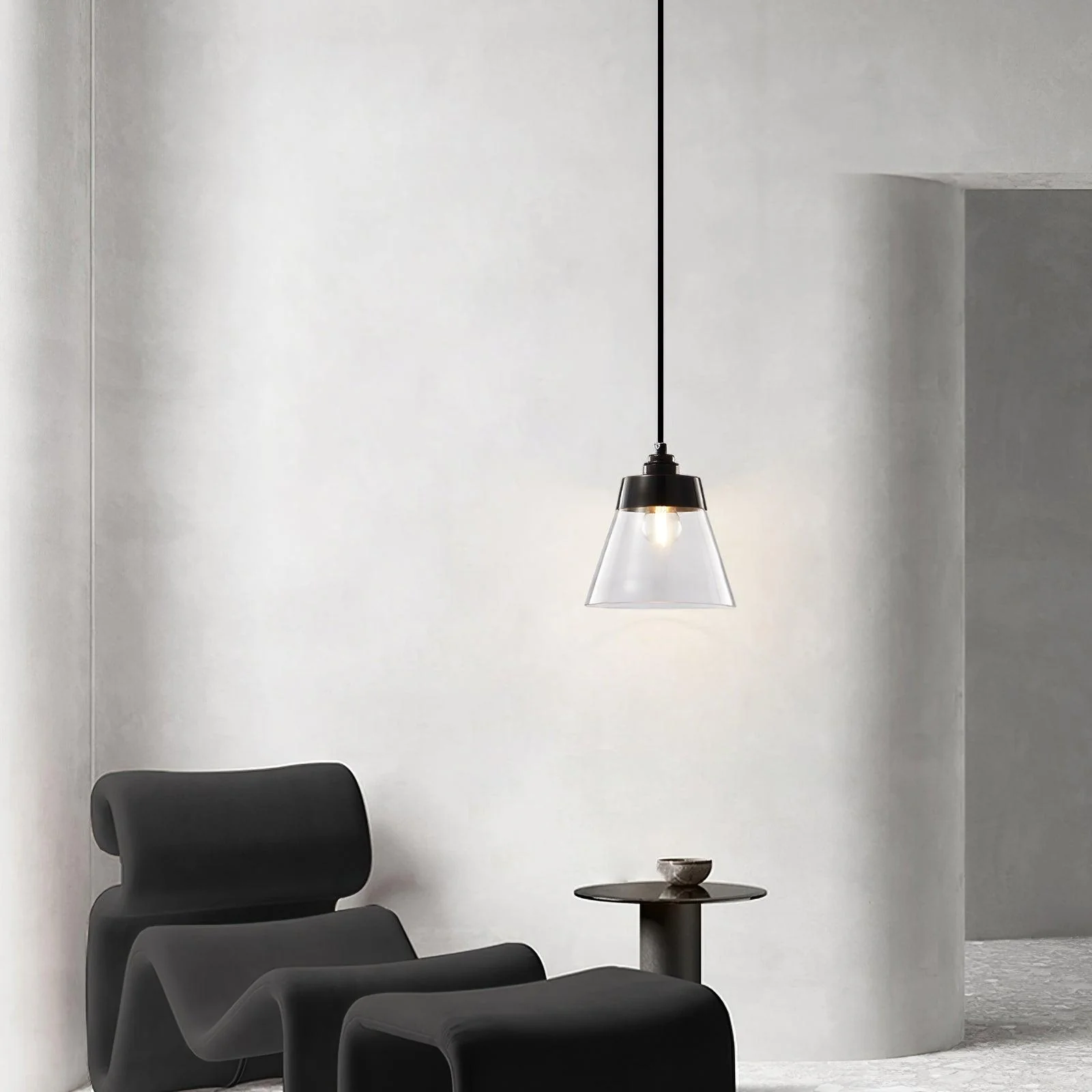 Baskin Minimalist Brass Pendant Light - Image 6