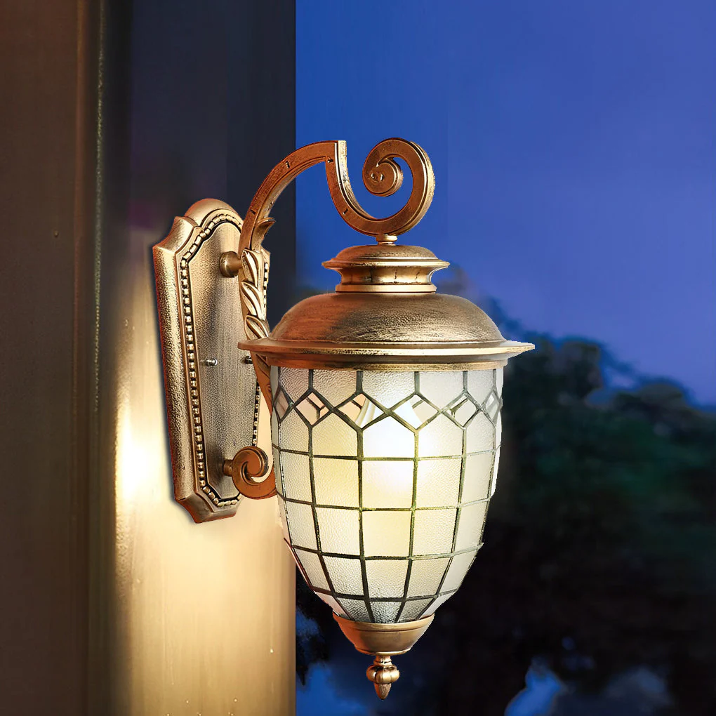Beaiful Elegant Vintage Outdoor Wall Lights - Image 2