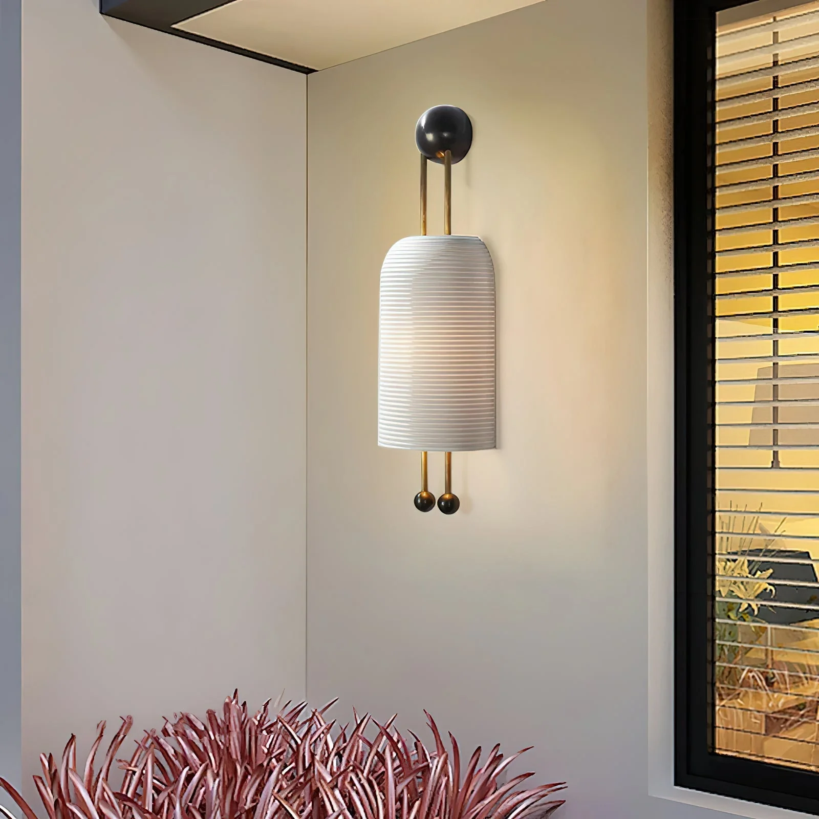 Bertha Modern Glass Wall Light - Image 10