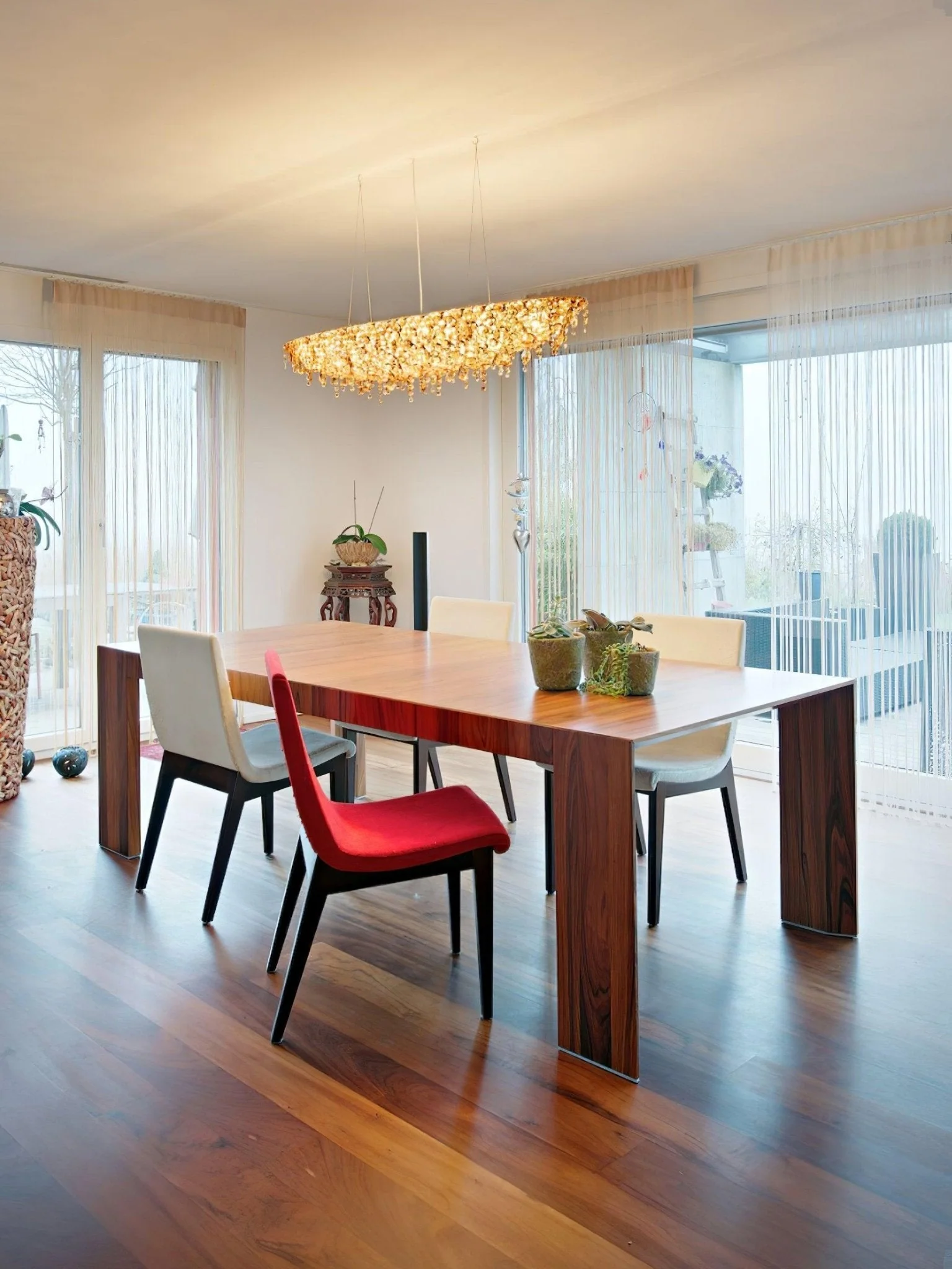 Zoravine Crystal Pendant Light - Image 9