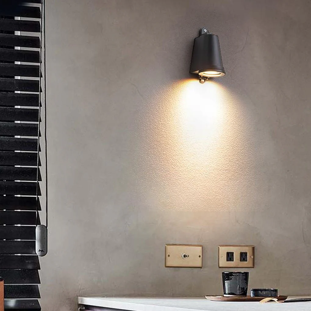 Bobbie Vintage Fixture Outdoor Sconce Wall Lamp - Image 3