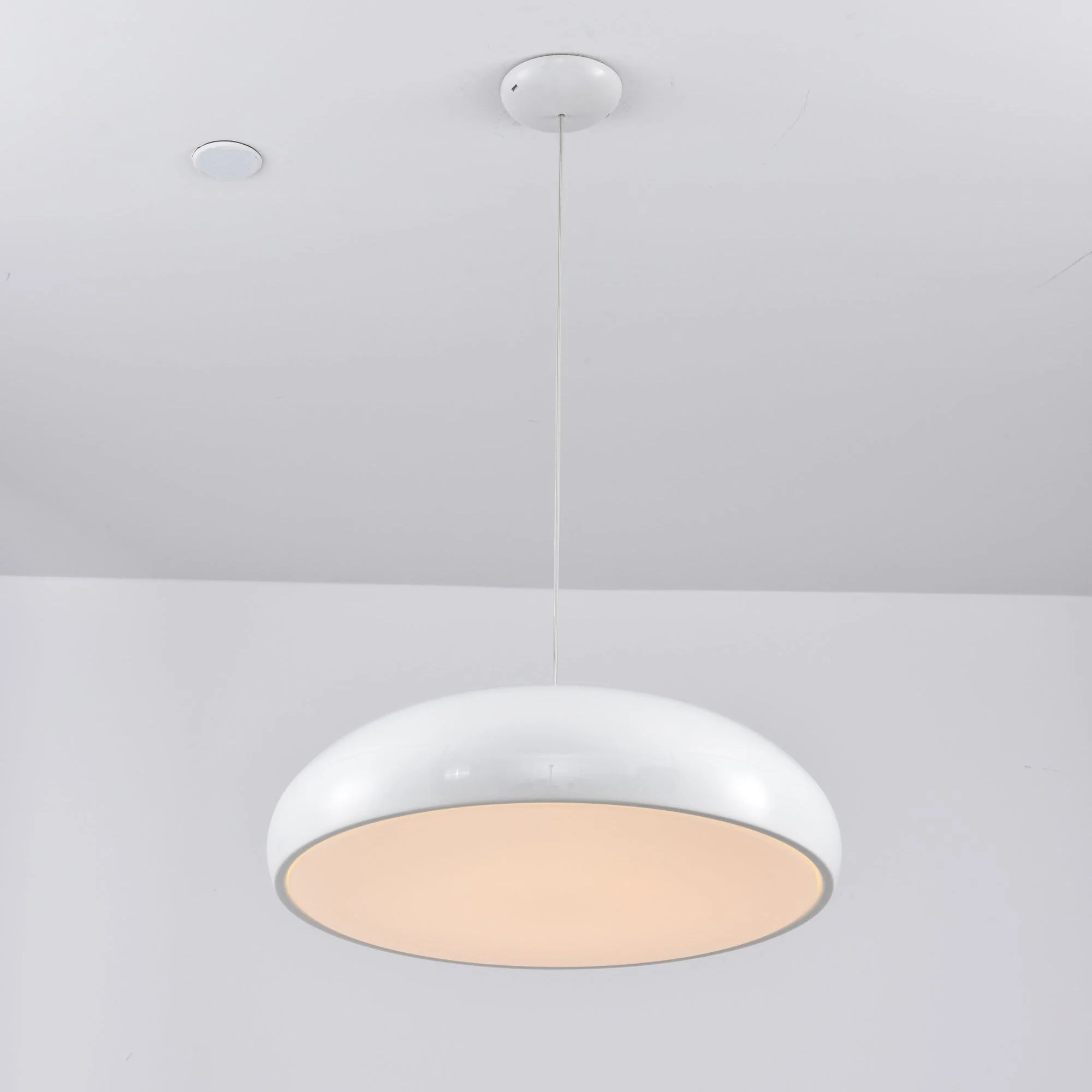Calynda Minimalist Pendant Lamp - Image 25