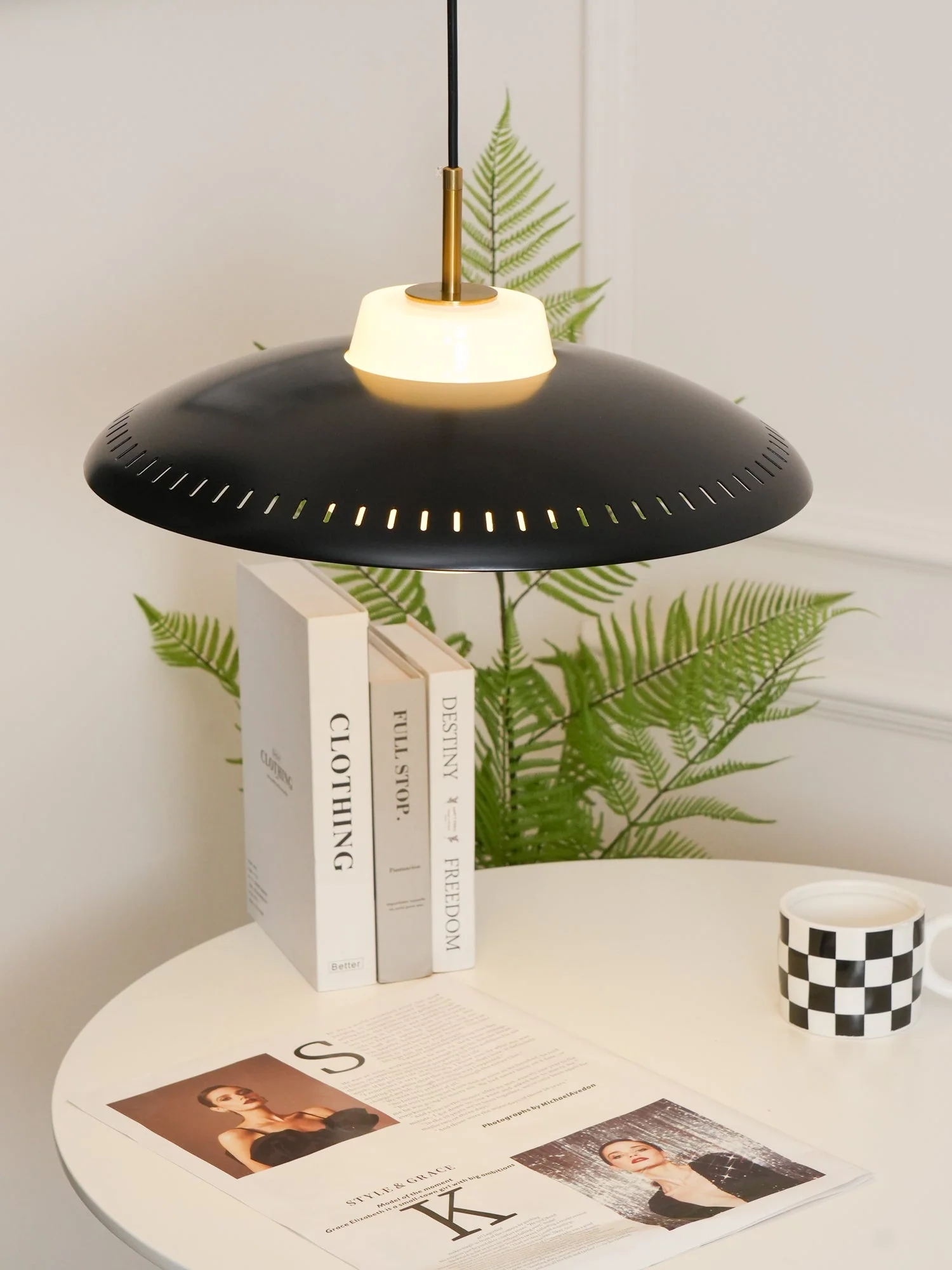 Calyranic Classic Minimalistic Pendant Lamp - Image 20